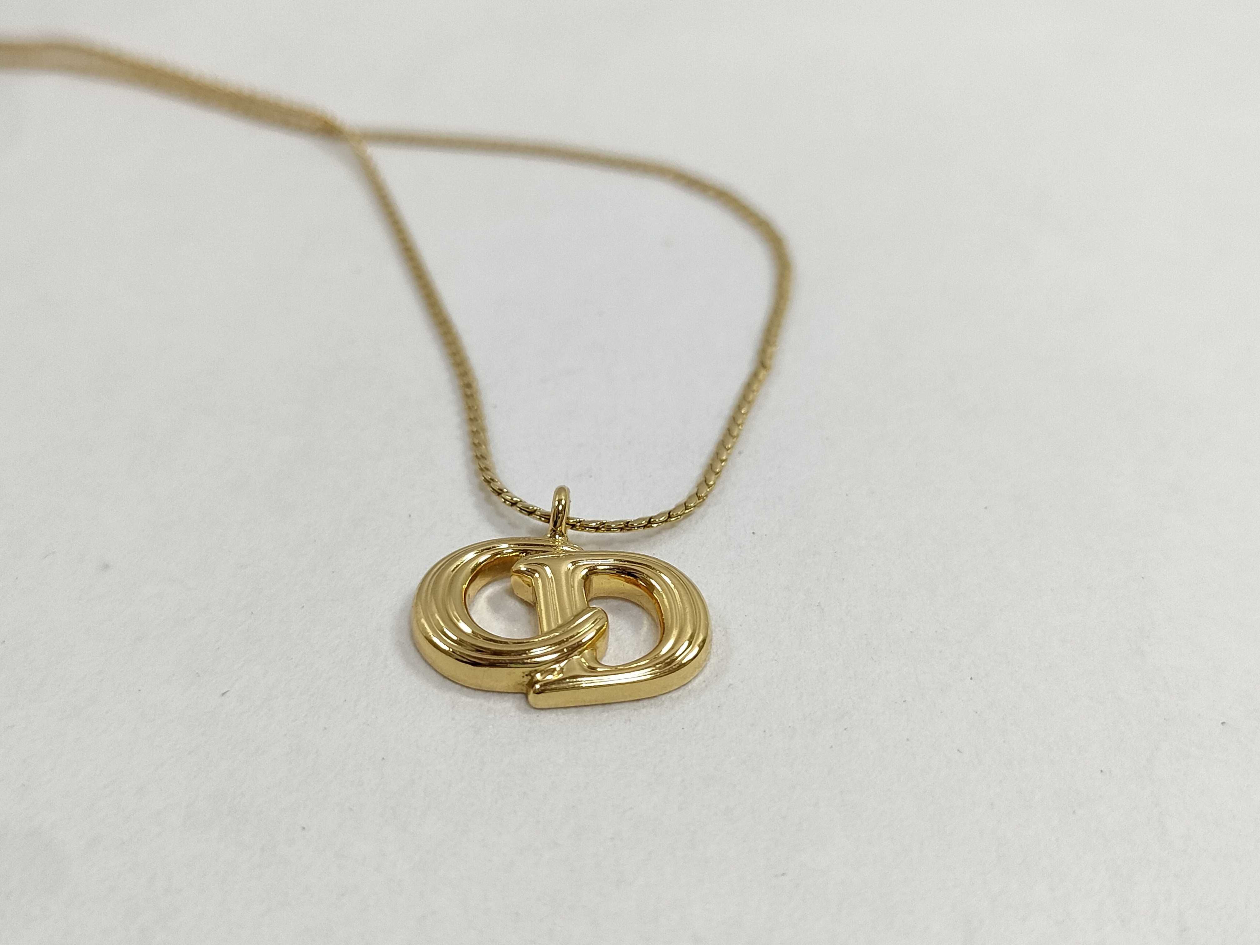 necklace — view 5