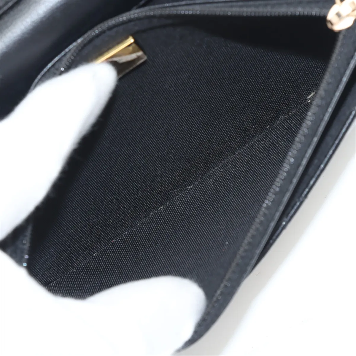 Matelasse Lambskin Chain Wallet Black Gold Hardware K38HLUTG Random Plate — view 7