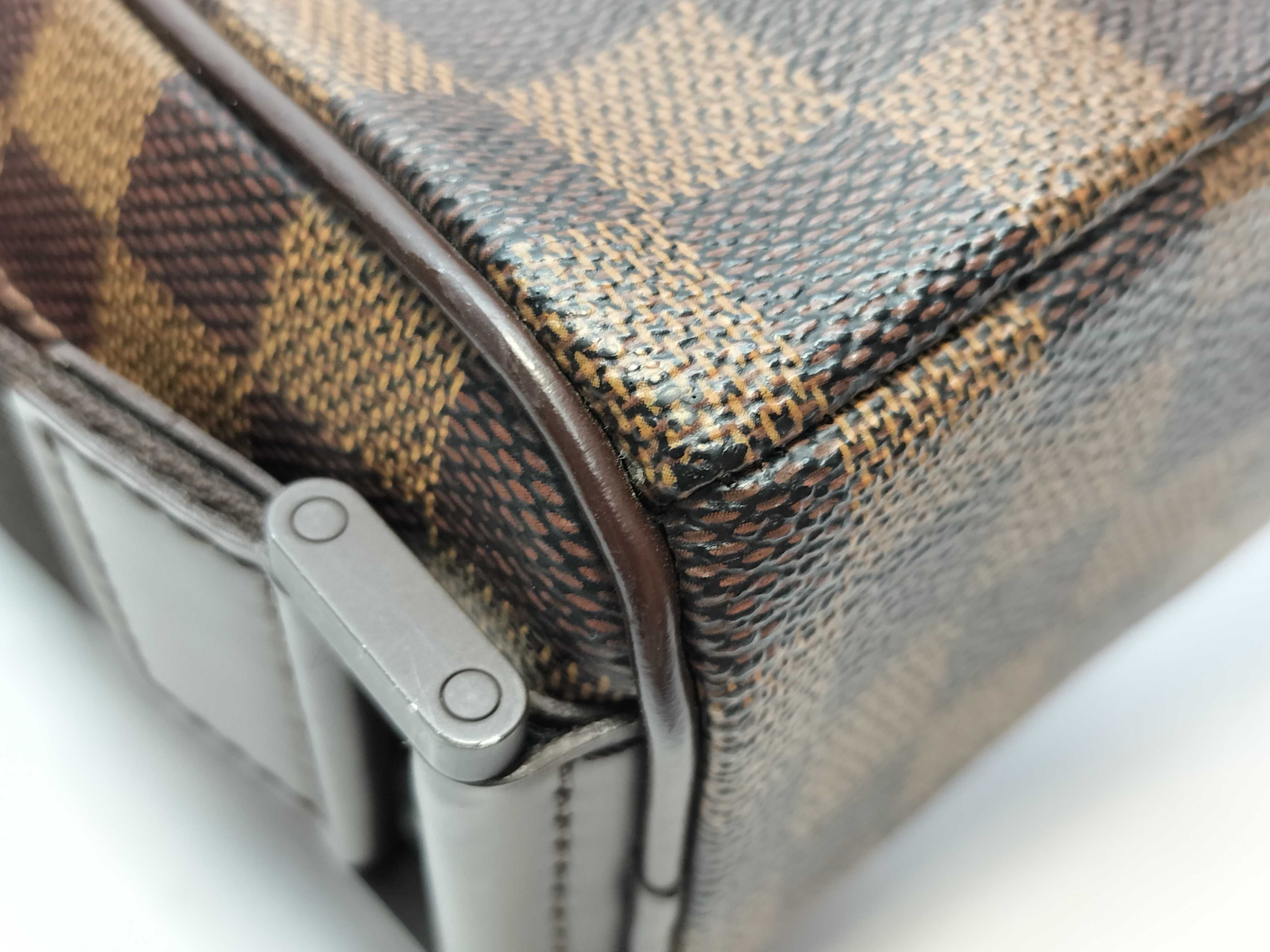 Damier N41442 Olaf PM Shoulder Bag — view 3
