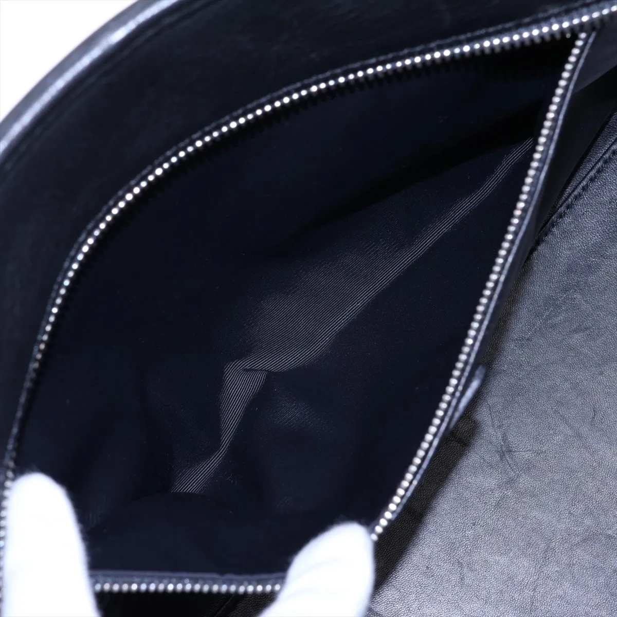Amazona 36 Leather 2-Way Handbag, Black — view 9