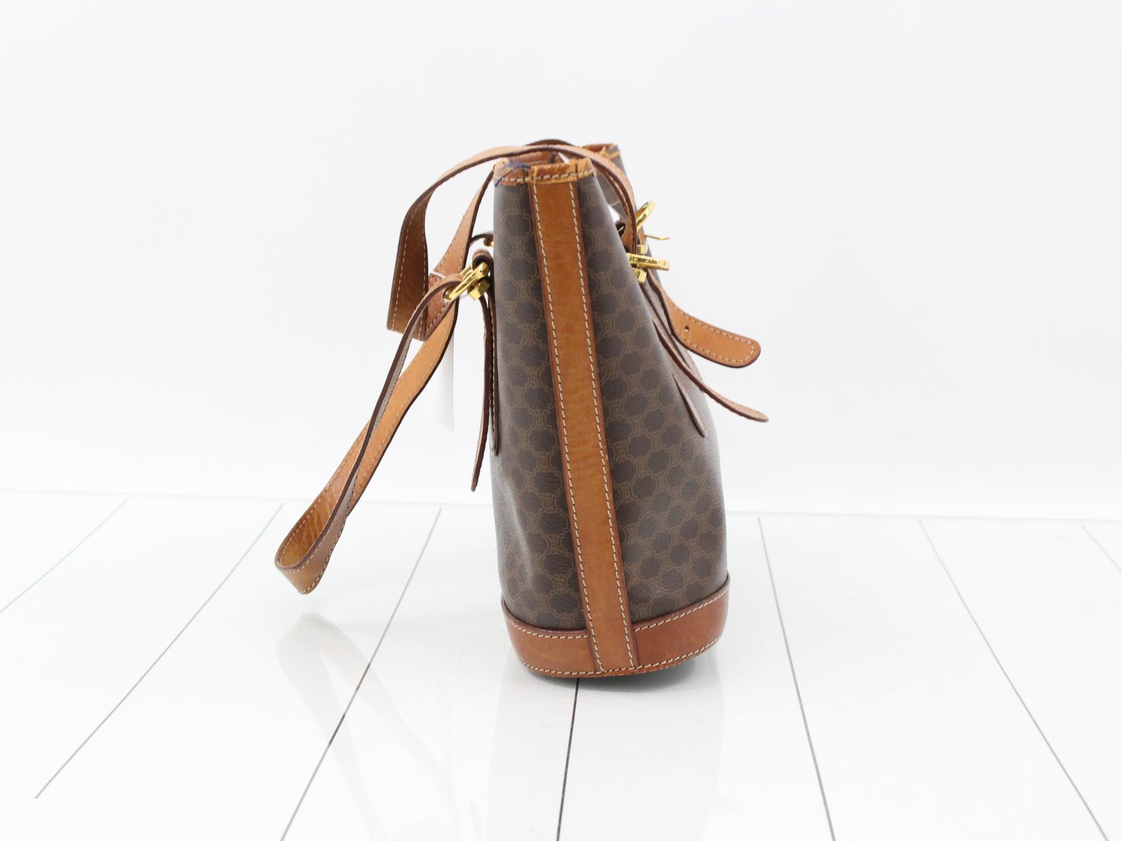 handbag — view 4