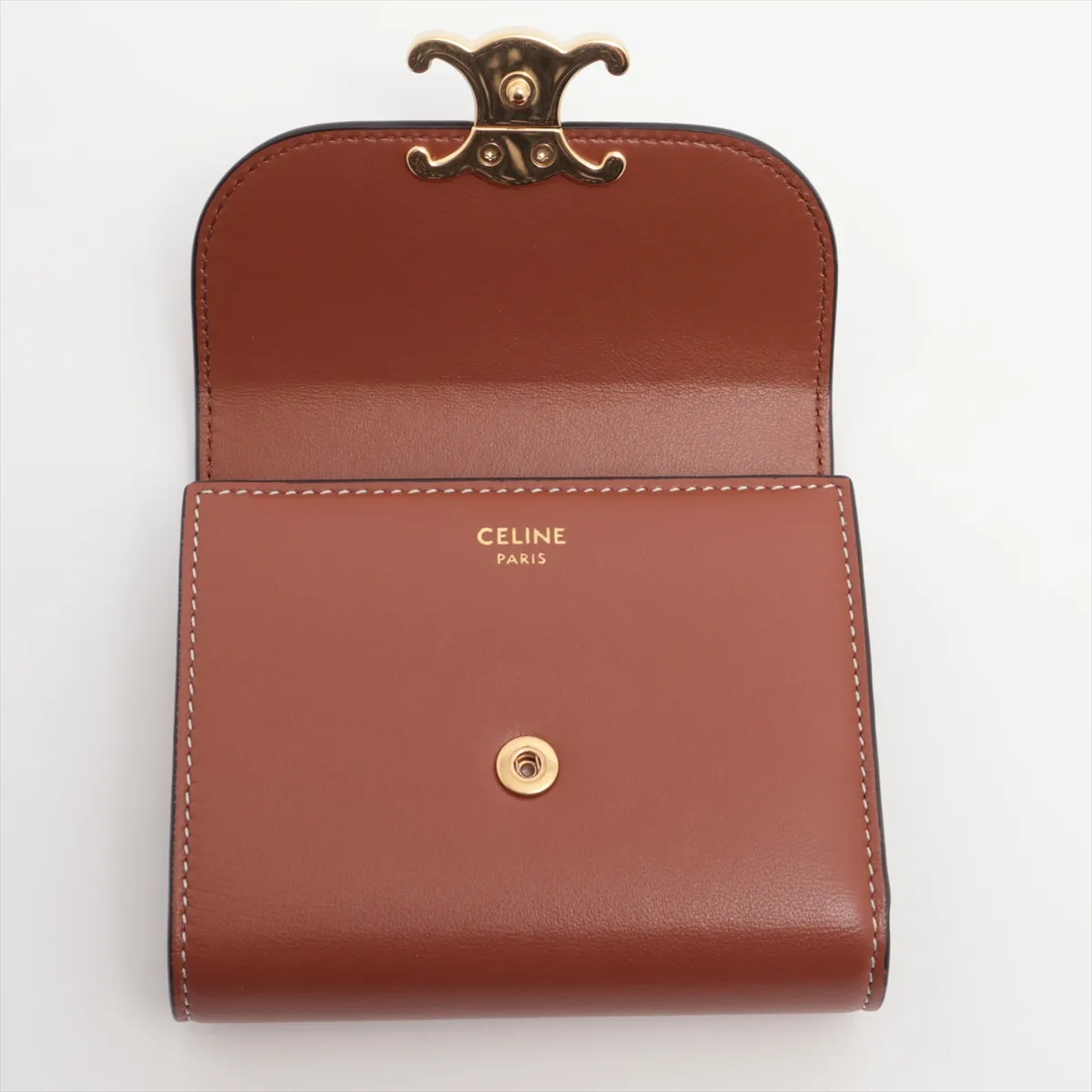 Triomphe Small Flap Wallet Leather Compact Wallet Brown — view 3