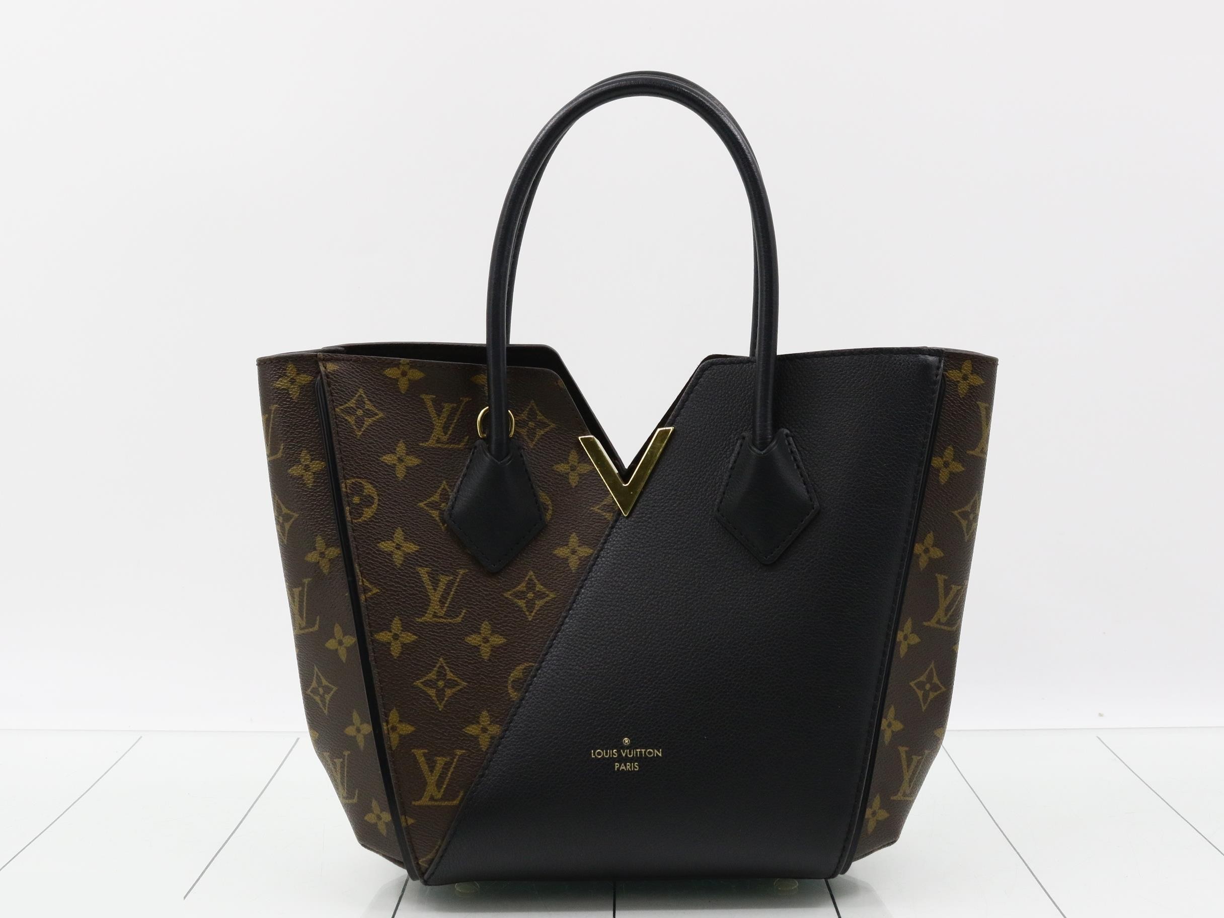 Kimono MM Noir with shoulder strap