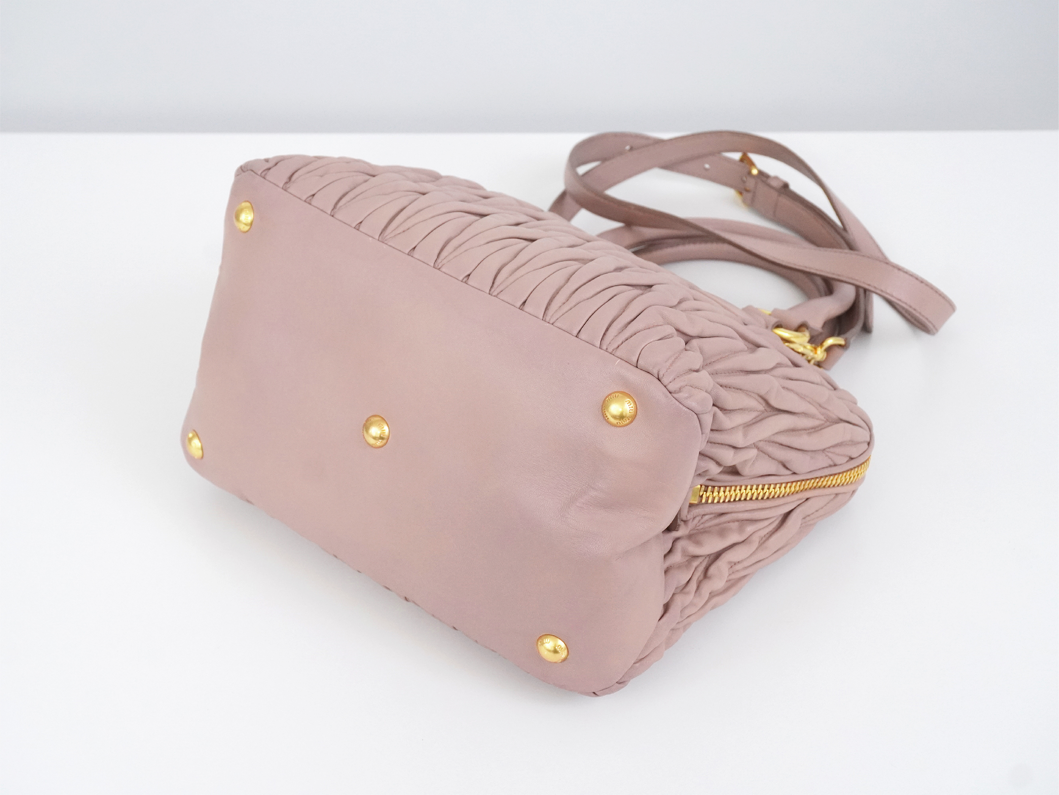 Matelassé Top Handle Bag (2-way handbag) — view 13
