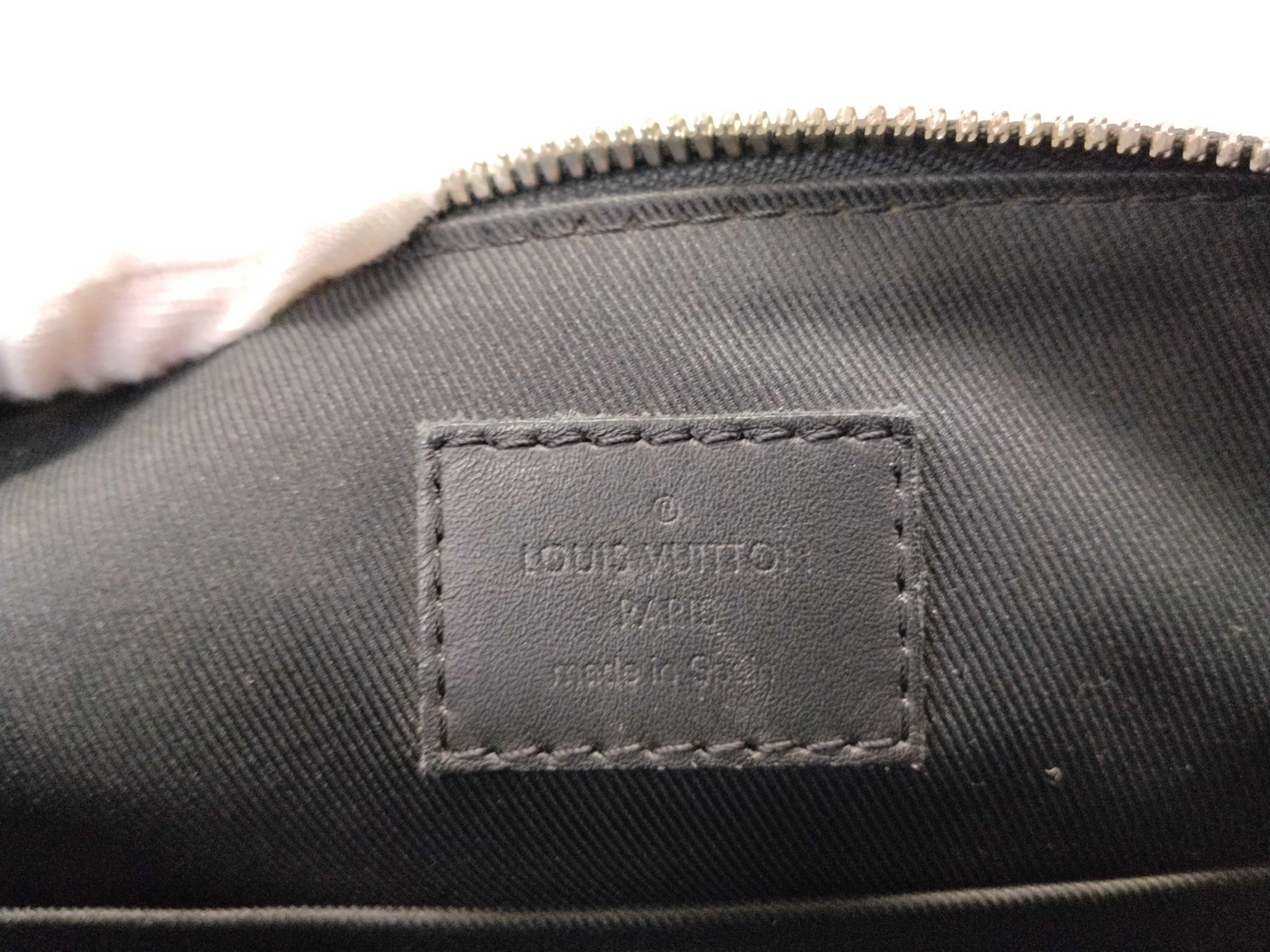 Damier Graphite ID- Damier Infini Discovery Messenger PPM #N40122 Shoulder Bag — view 11