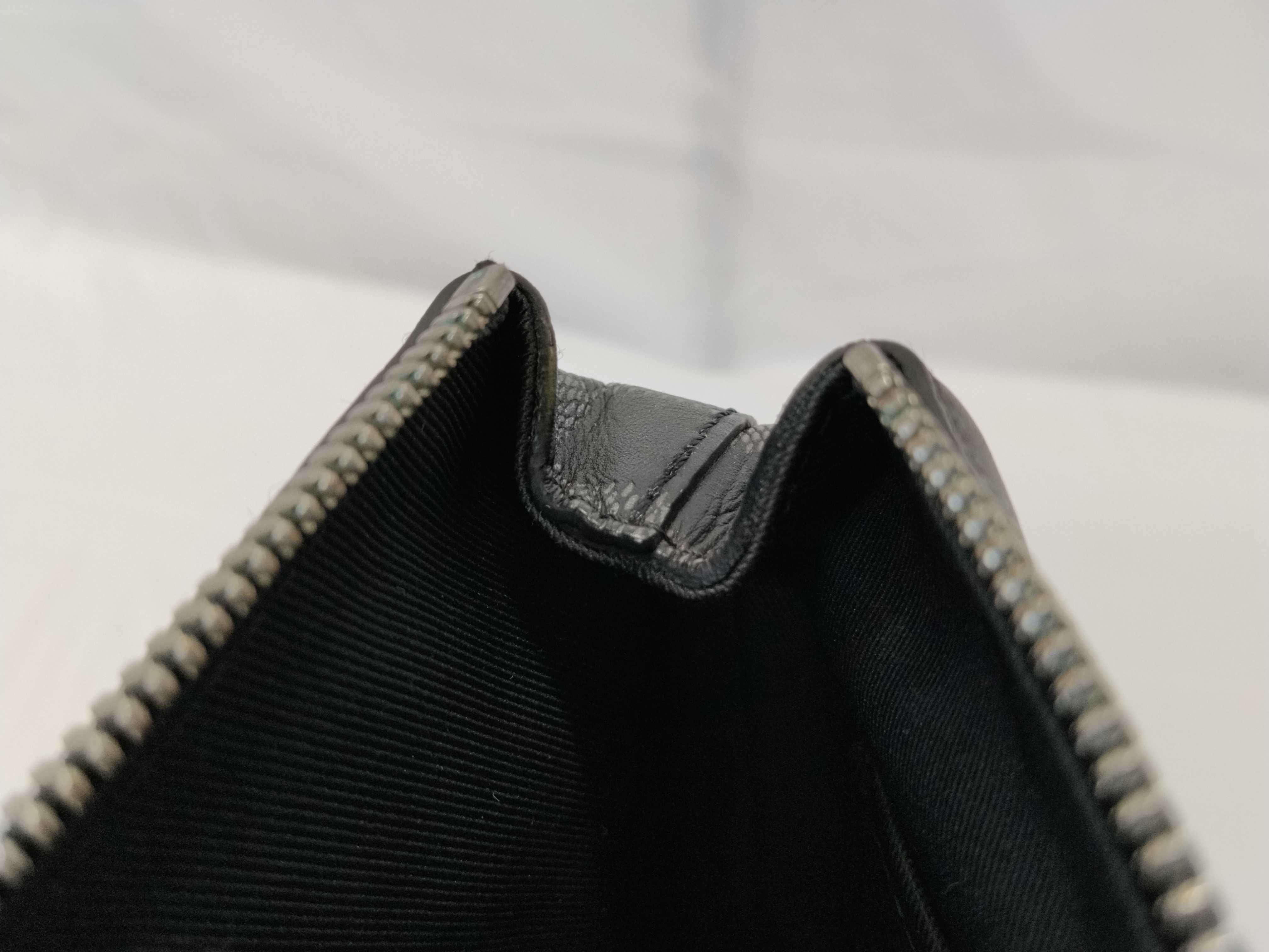 Damier Graphite ID- Damier Infini Discovery Messenger PPM #N40122 Shoulder Bag — view 12