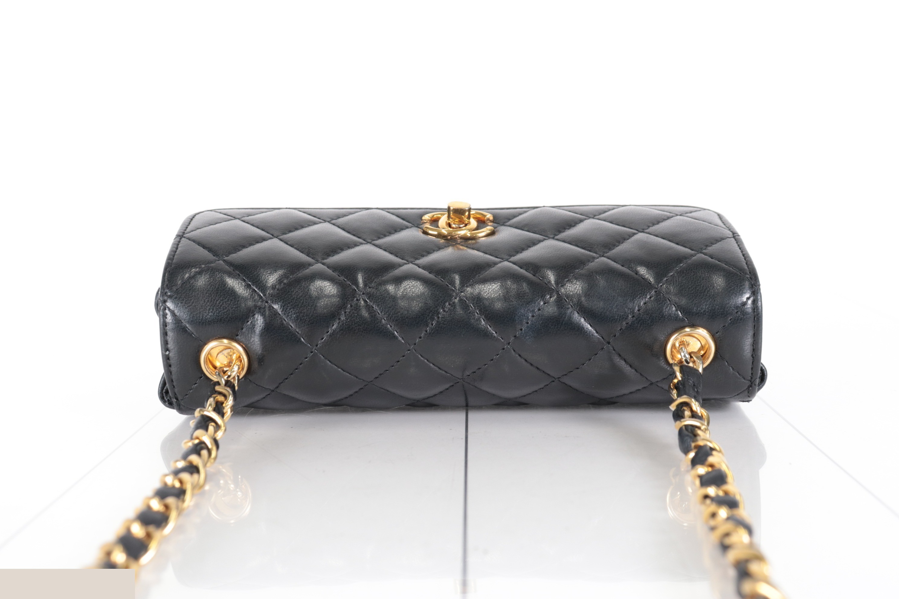 Lamb Turnlock Chain Shoulder Bag — view 5