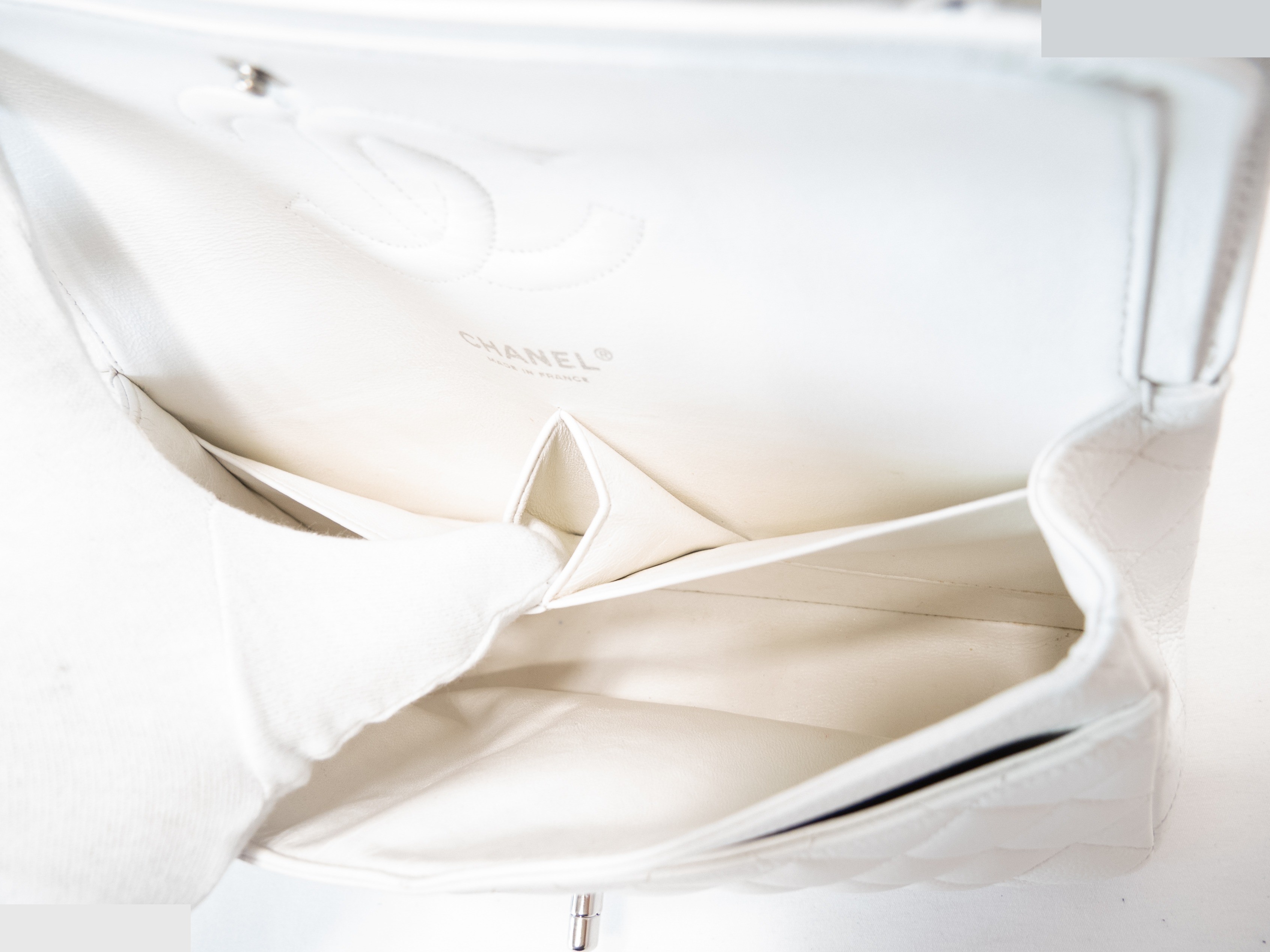 Matelassé Caviar Skin Double Flap Seal — view 11