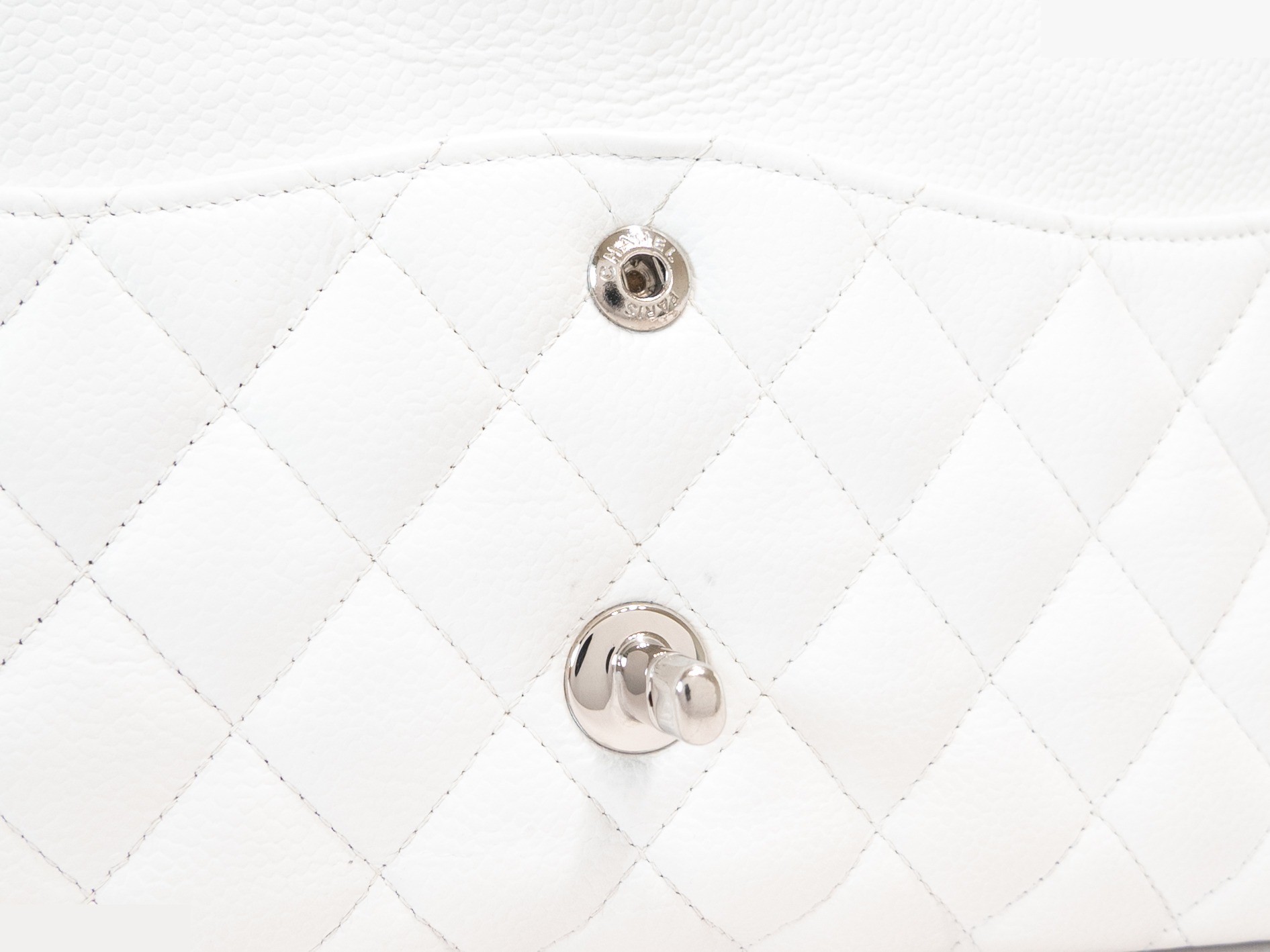 Matelassé Caviar Skin Double Flap Seal — view 8