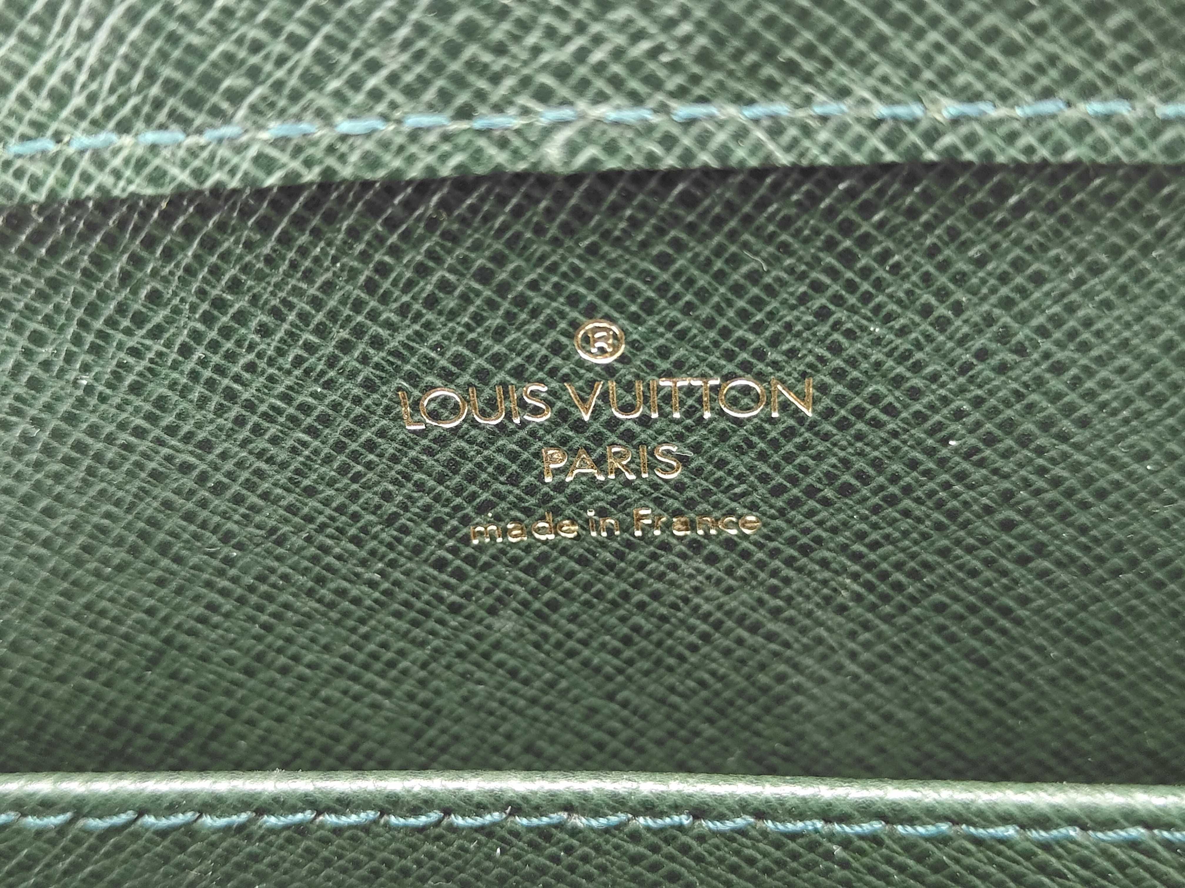 Taiga Epi Leather Second Bag — view 12