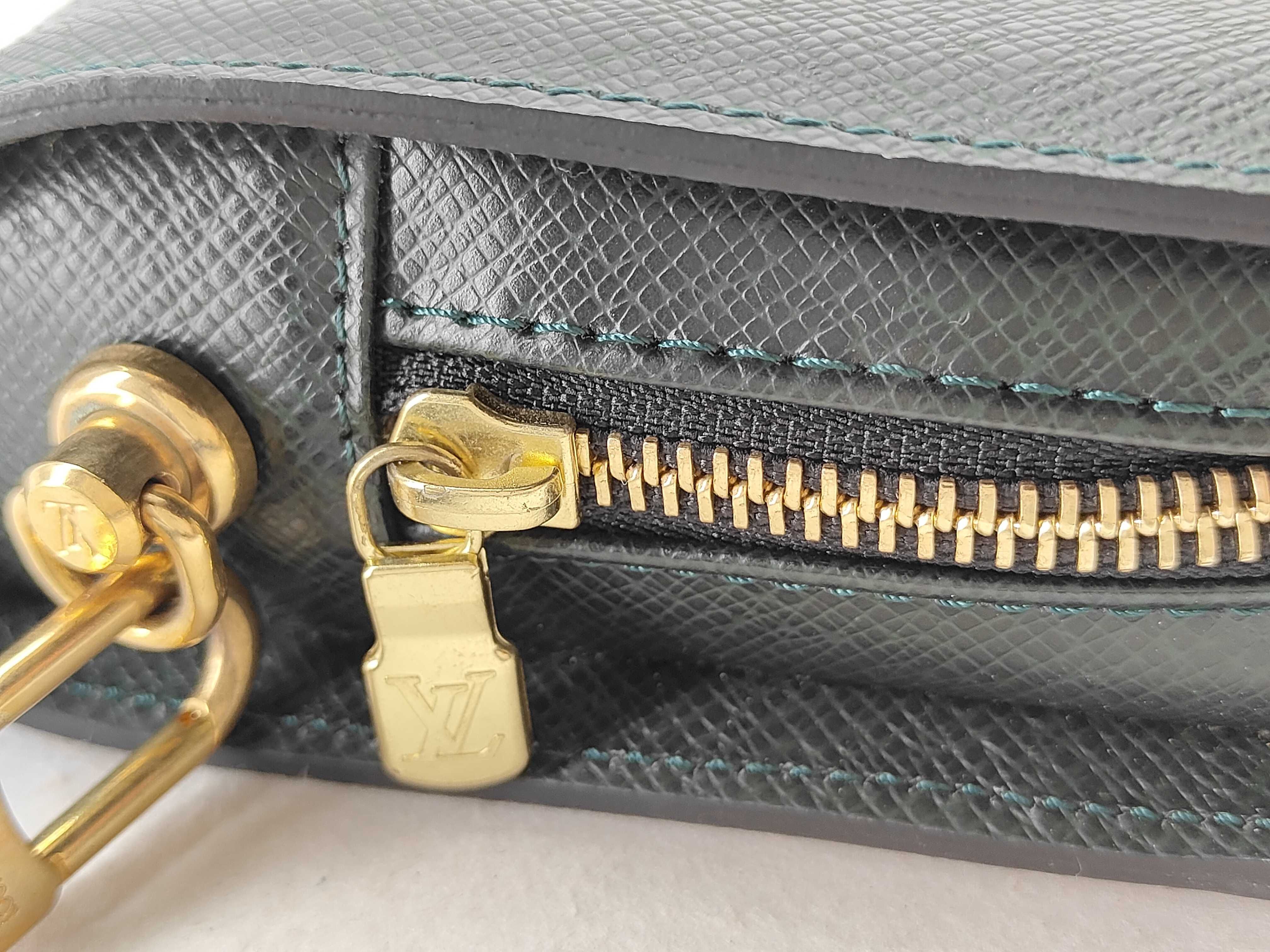 Taiga Epi Leather Second Bag — view 10