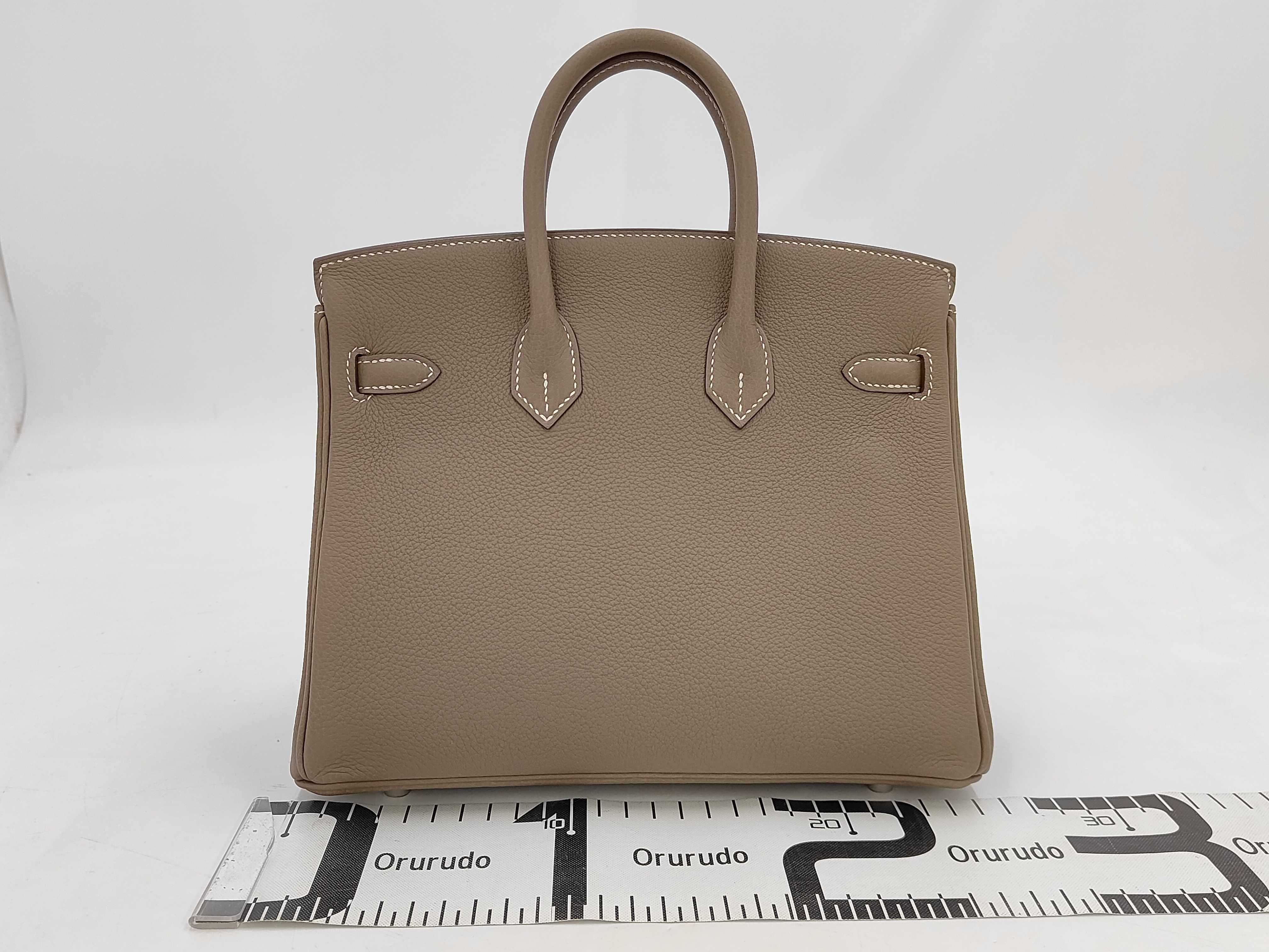 Birkin 25 Togo Etoupe Silver Hardware K Stamp Handbag — view 2