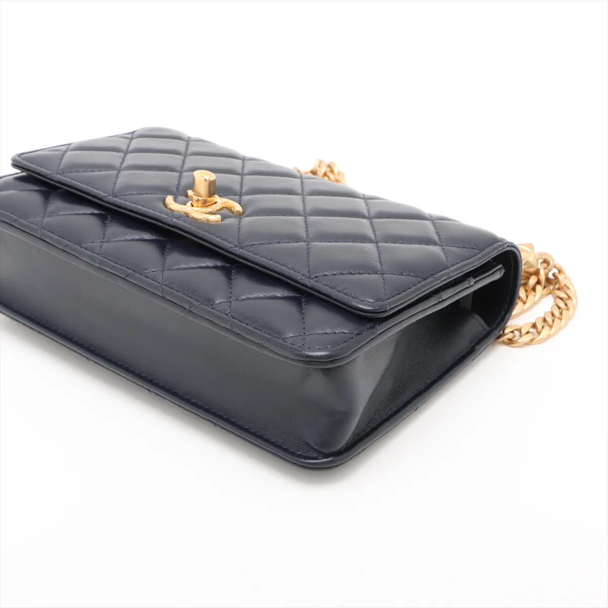 Matelasse Lambskin Chain Shoulder Bag Navy Gold Hardware JPPECT0L Random Plate — view 3