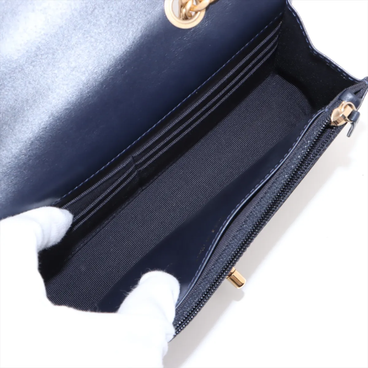 Matelasse Lambskin Chain Shoulder Bag Navy Gold Hardware JPPECT0L Random Plate — view 6