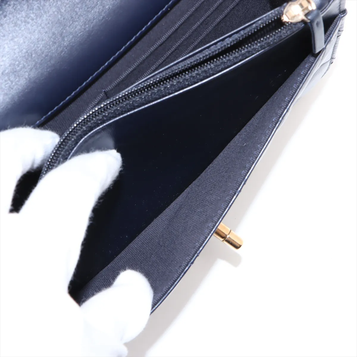 Matelasse Lambskin Chain Shoulder Bag Navy Gold Hardware JPPECT0L Random Plate — view 9