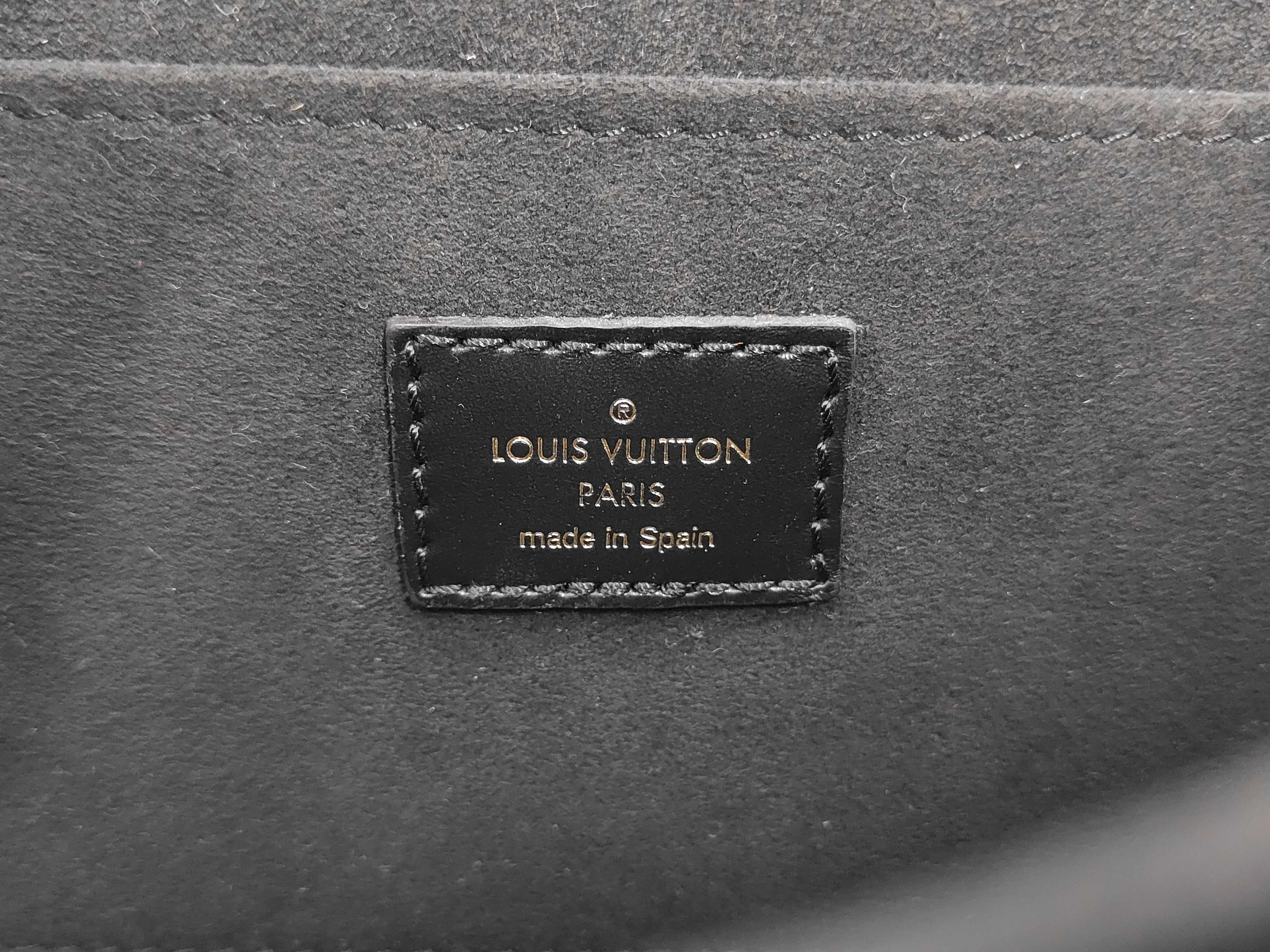 Dauphine Shoulder Bag — view 10