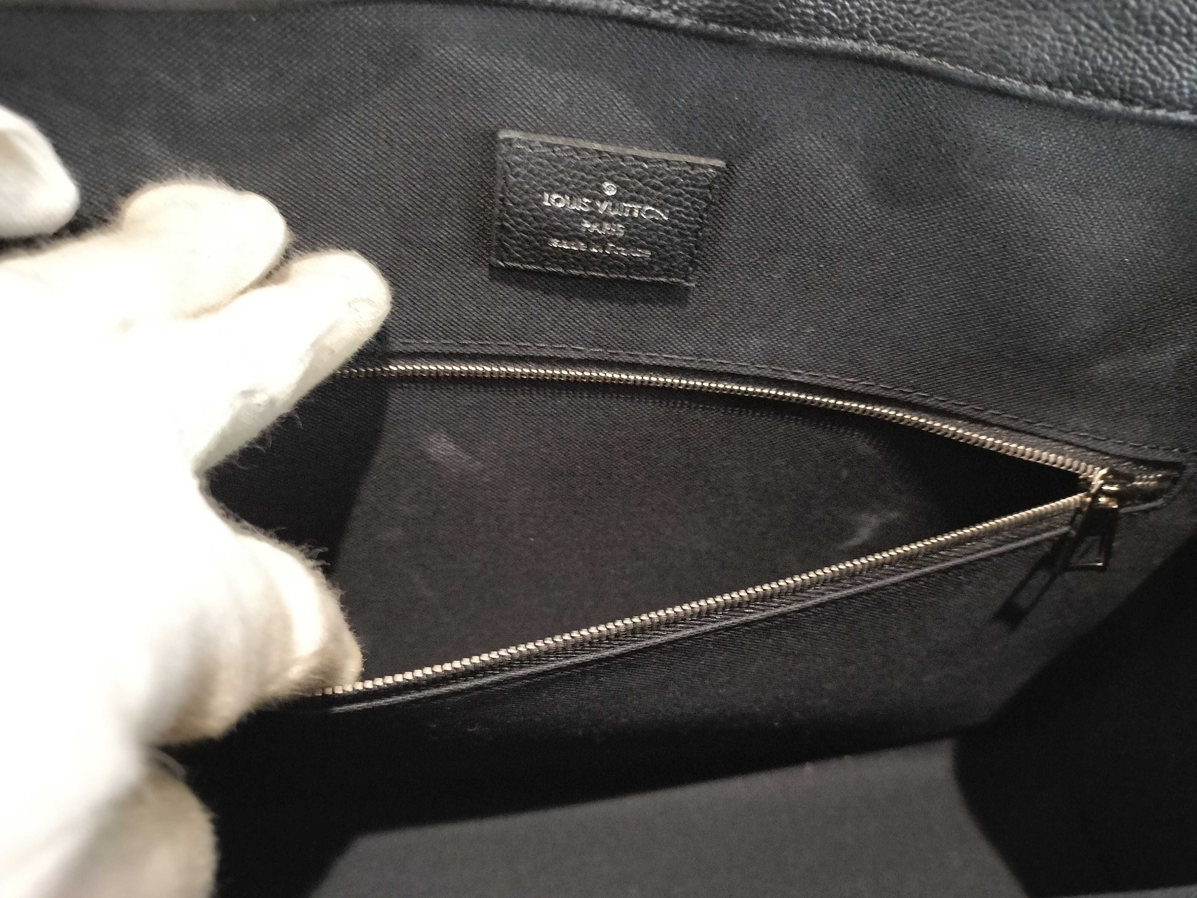 Epi Vaneau GM Handbag — view 9