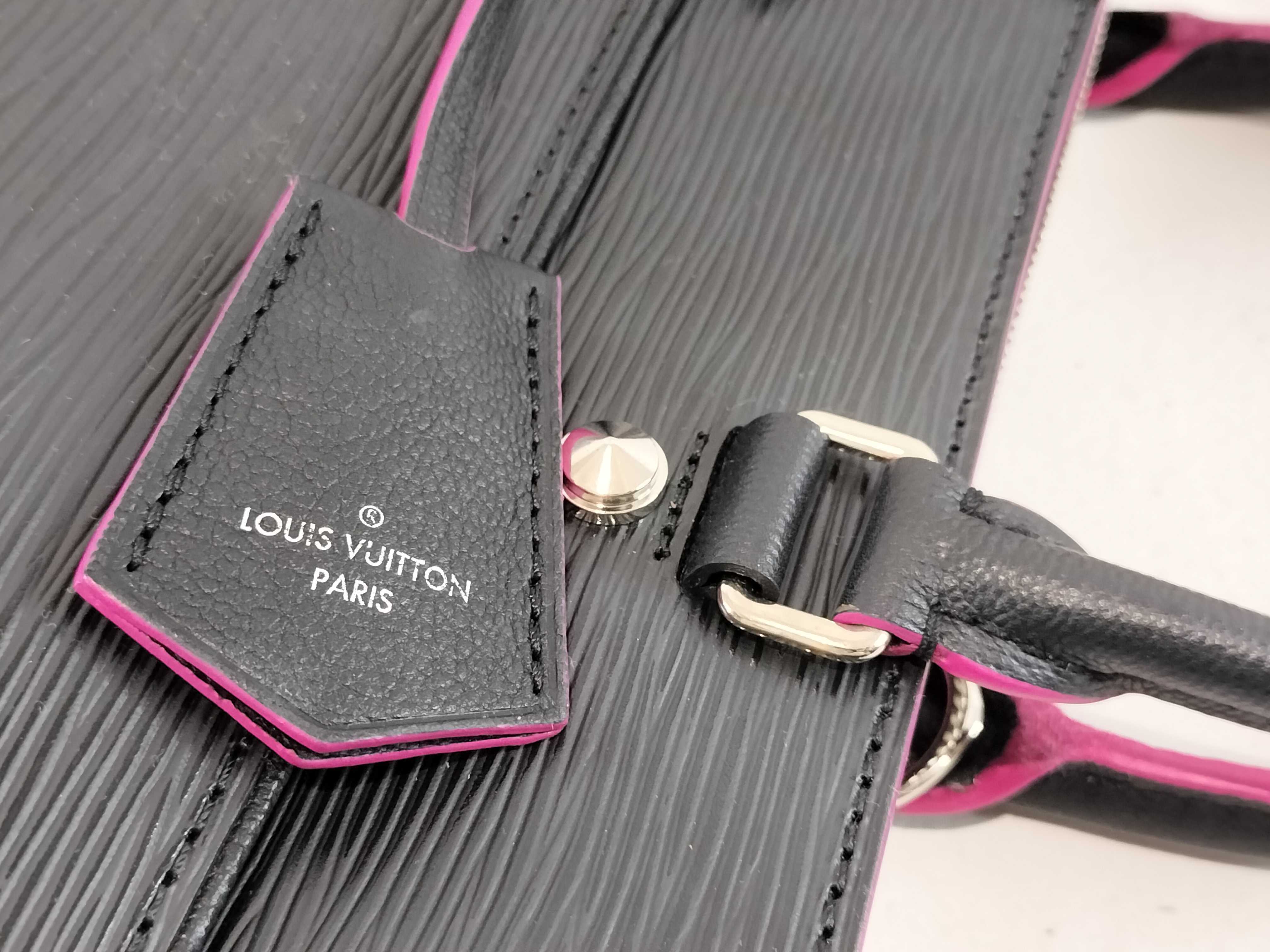 Epi Vaneau GM Handbag — view 3
