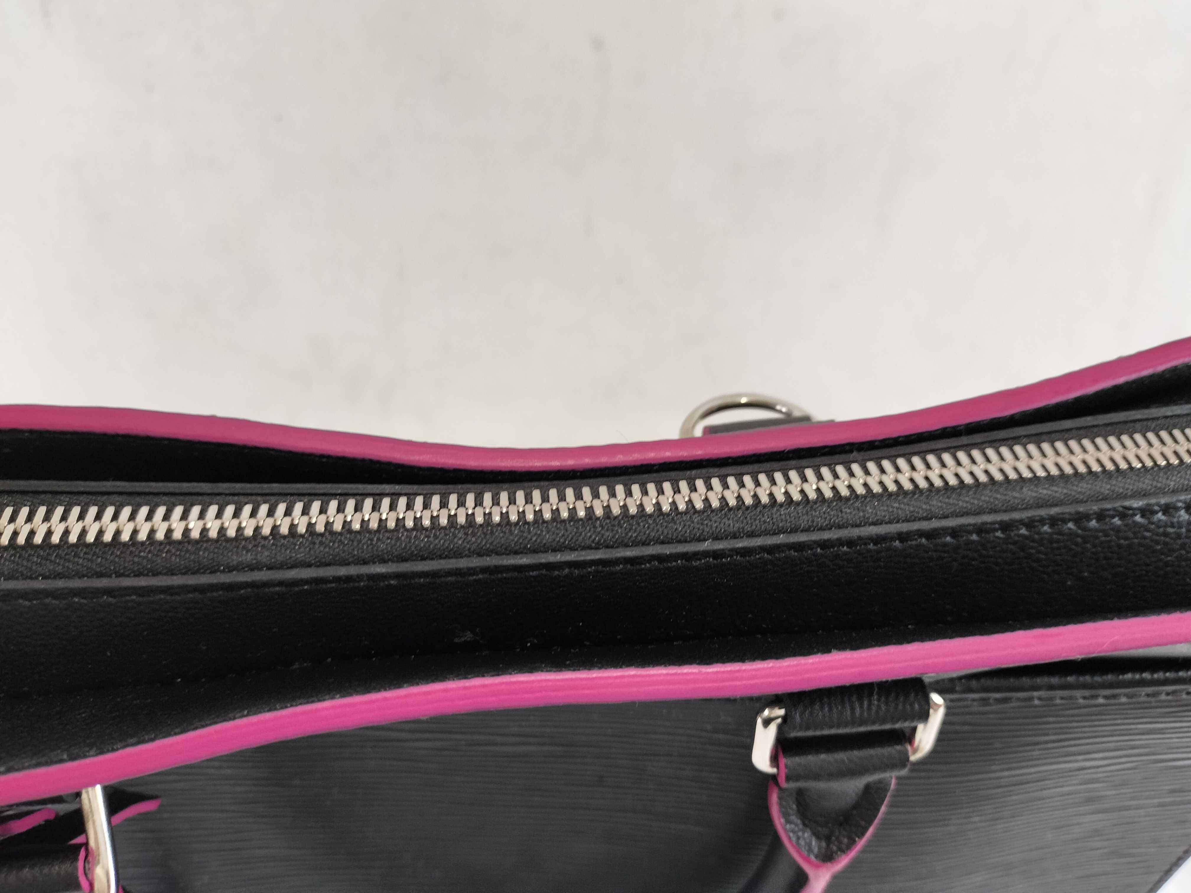 Epi Vaneau GM Handbag — view 7