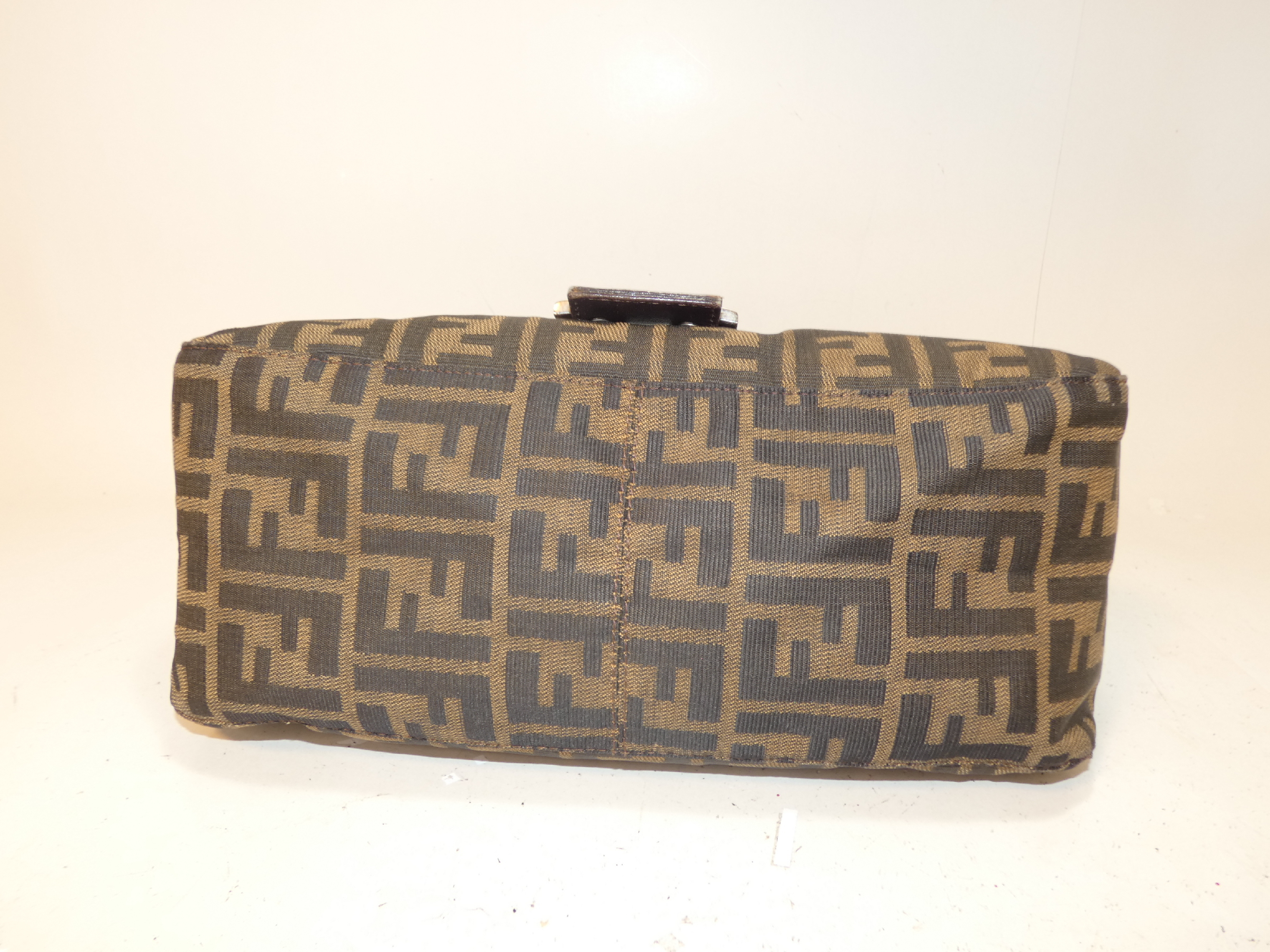 Zucca Mamma Shoulder Bag — view 6