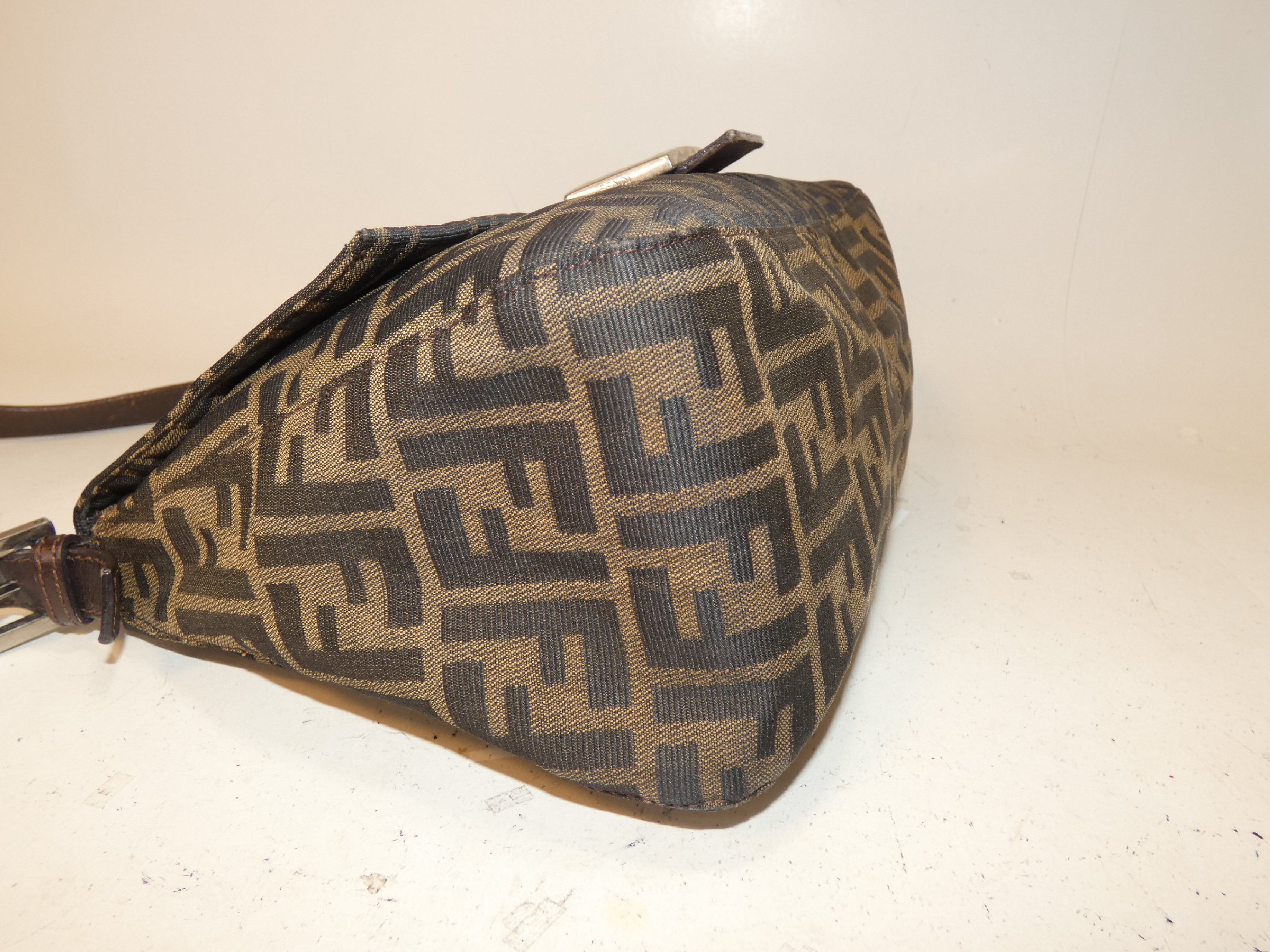 Zucca Mamma Shoulder Bag — view 7