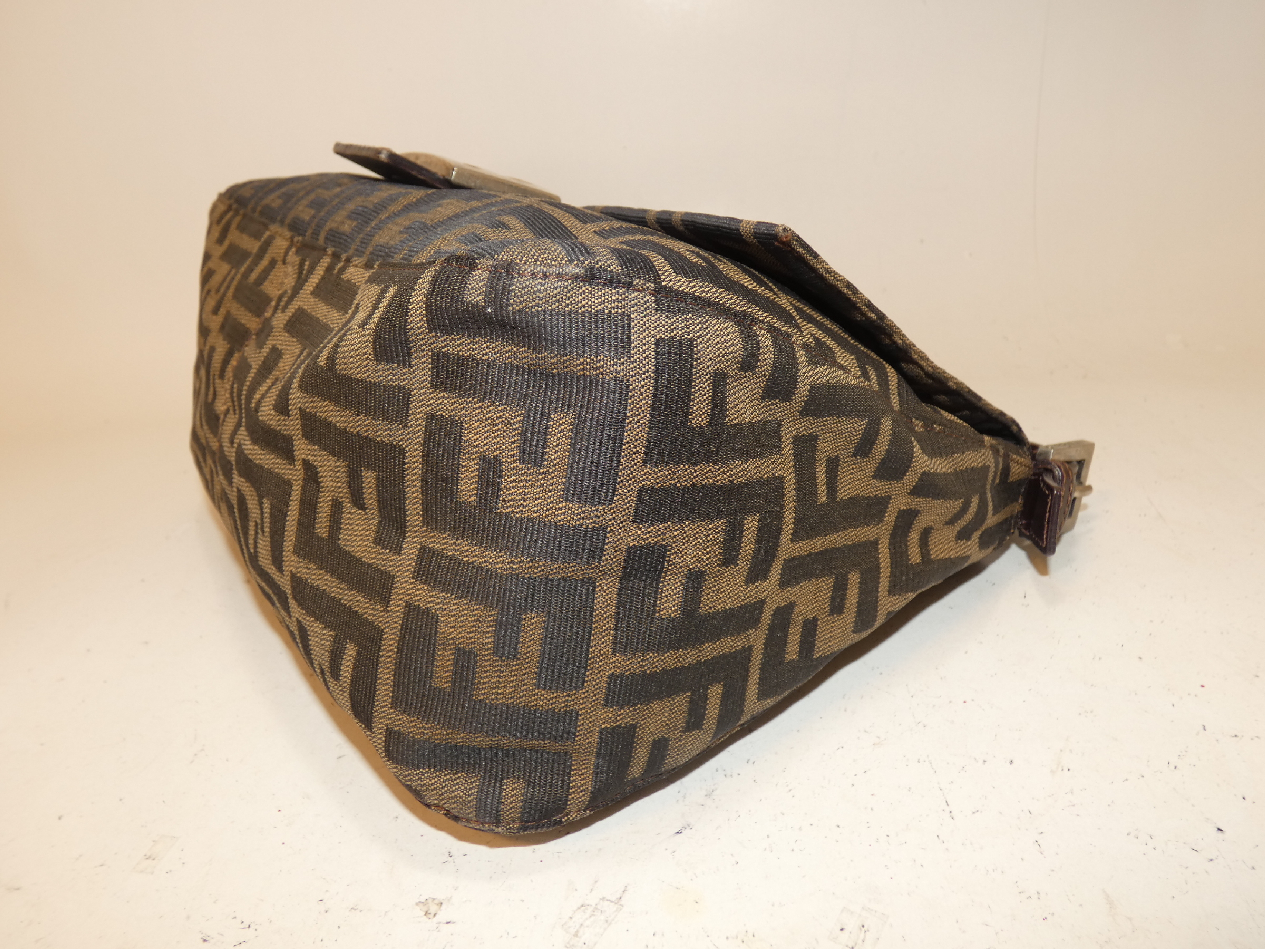 Zucca Mamma Shoulder Bag — view 8
