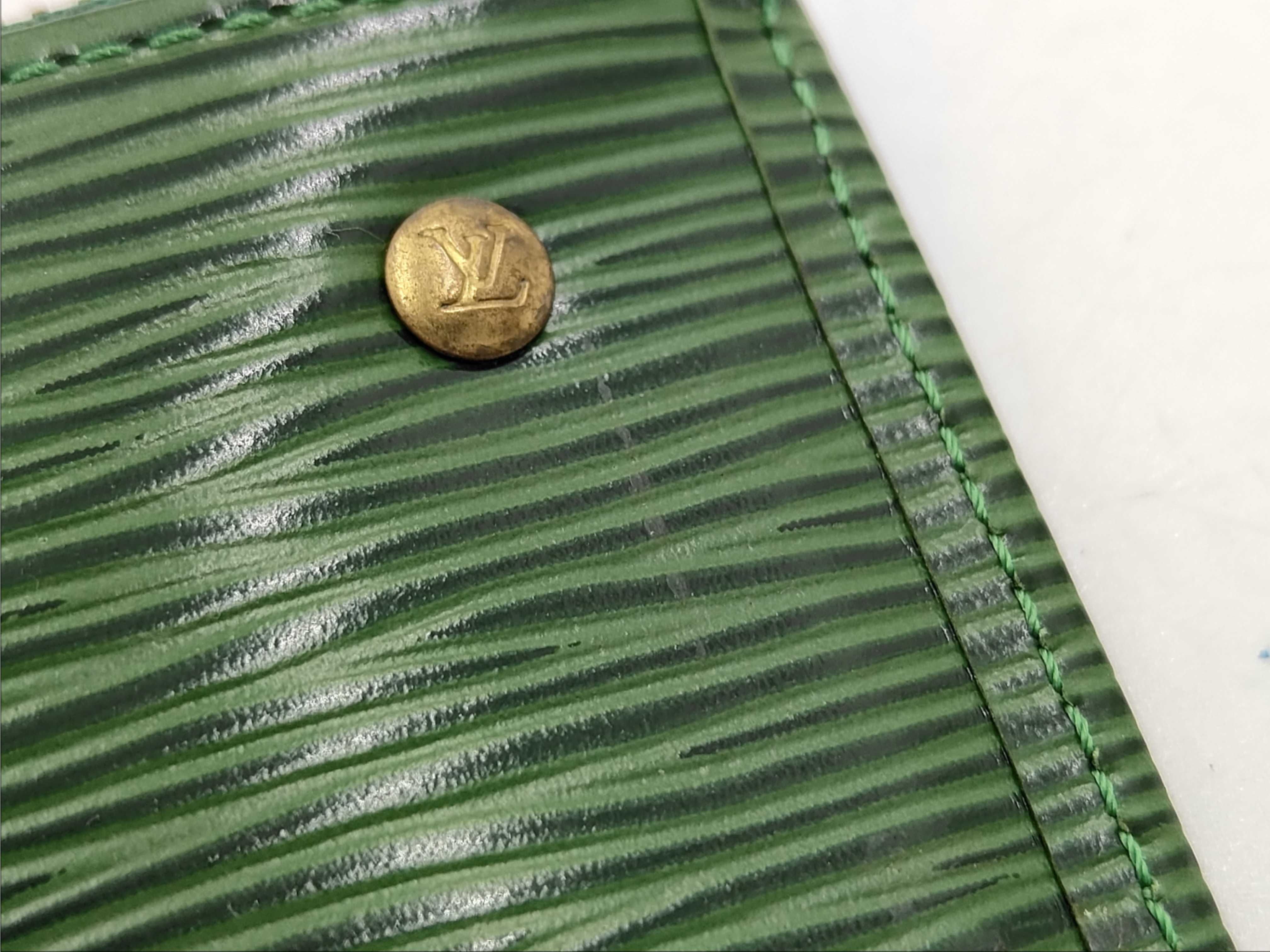 Epi Pochette Clé Coin Case — view 10