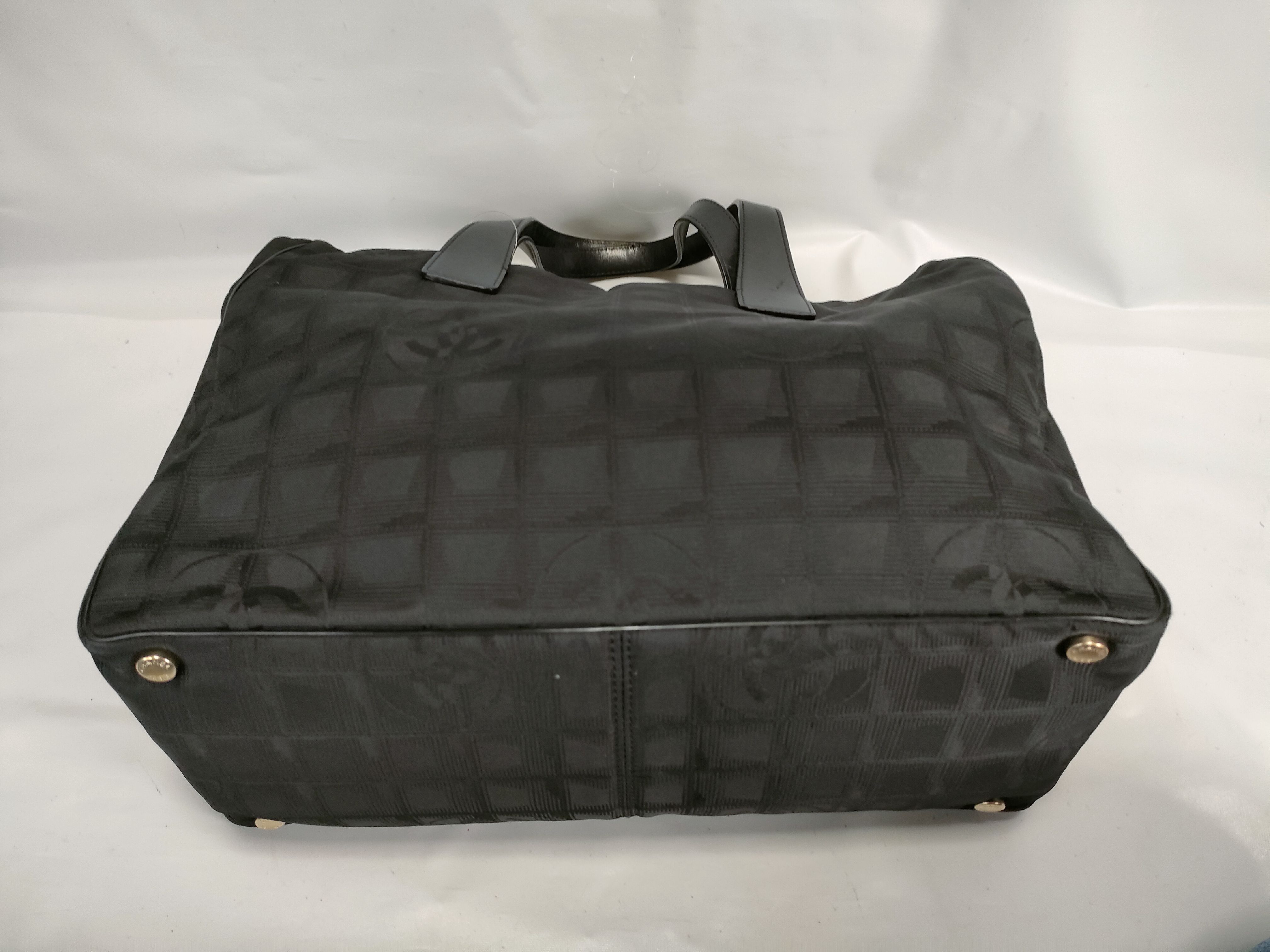 New Travel Line MM Tote Bag — view 7