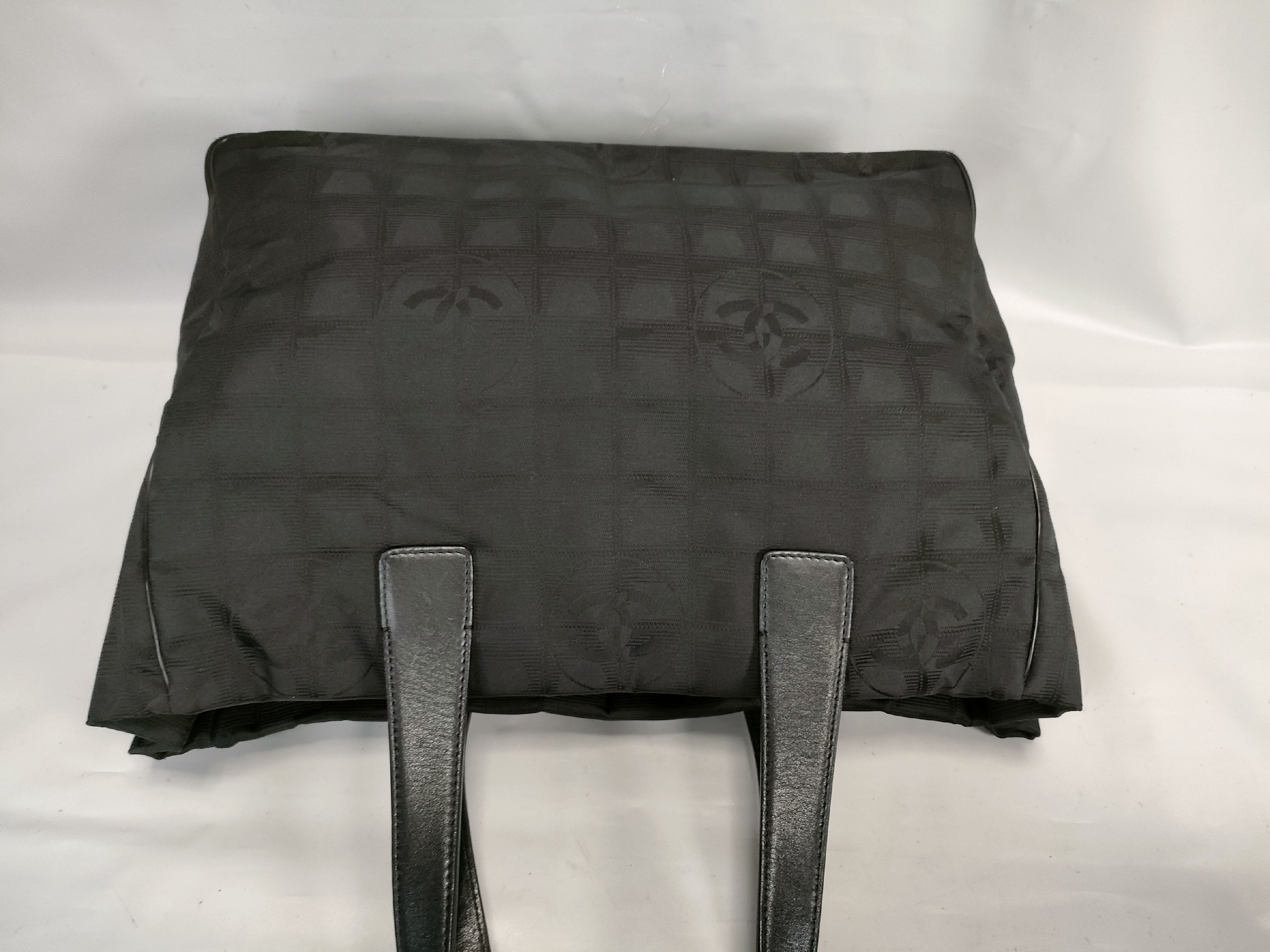 New Travel Line MM Tote Bag — view 8