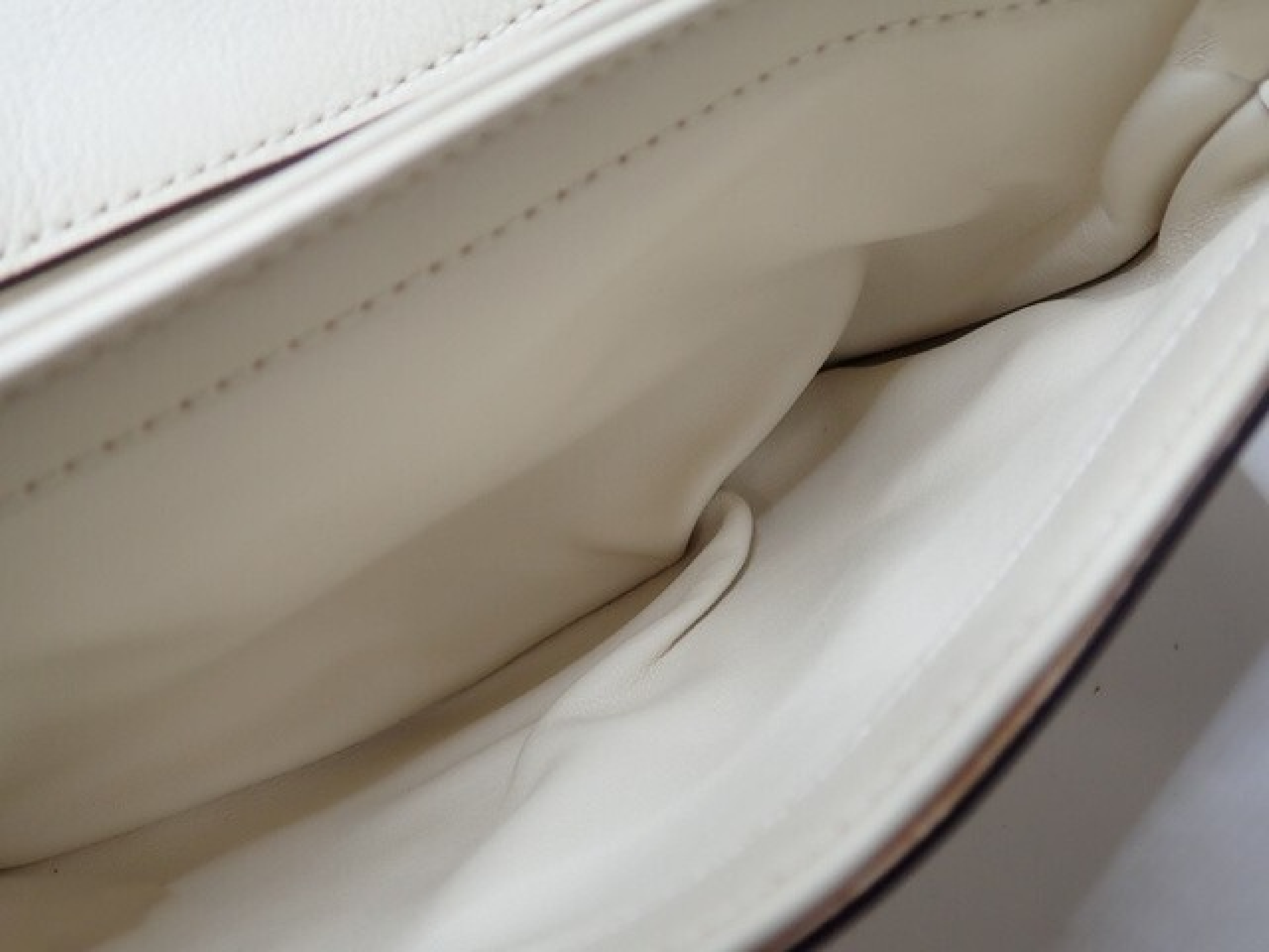 Blondie Shoulder Bag with Replacement Strap — view 8
