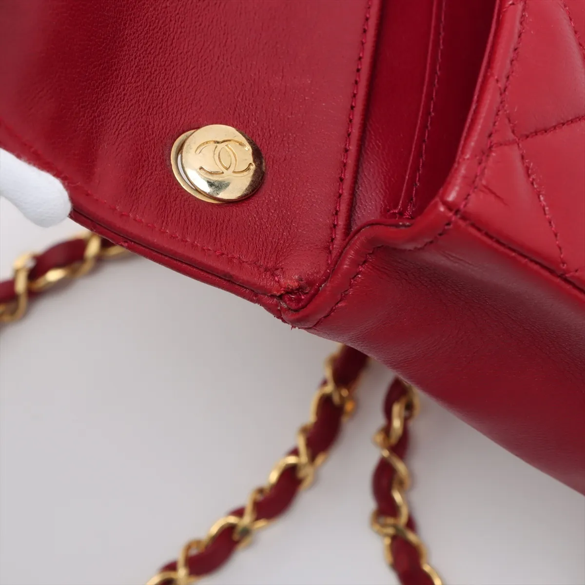 Matelasse Lambskin Single Flap Single Chain Bag Red Gold Hardware — view 10