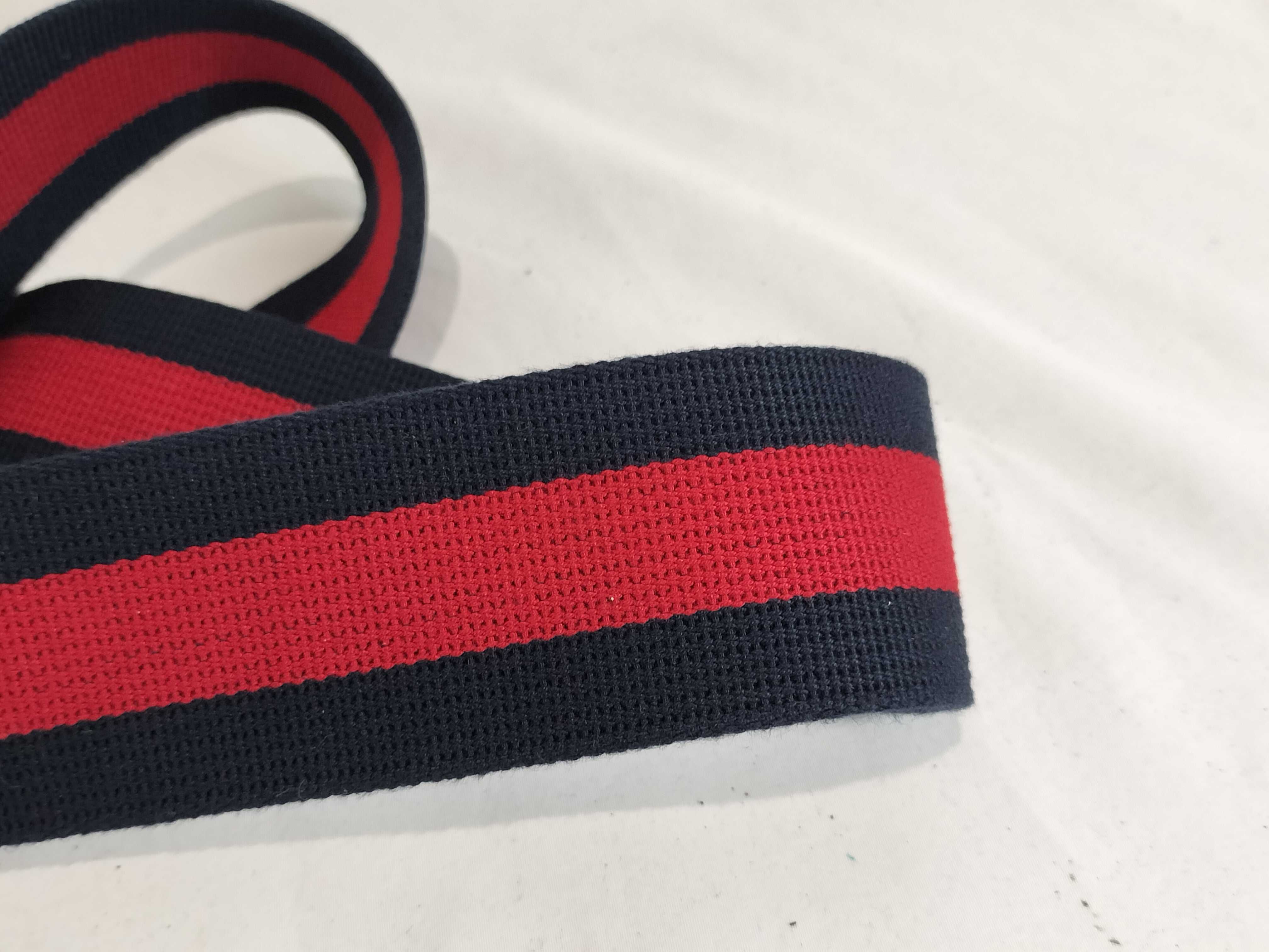 GG Supreme 574886 527620 Shoulder Bag — view 4