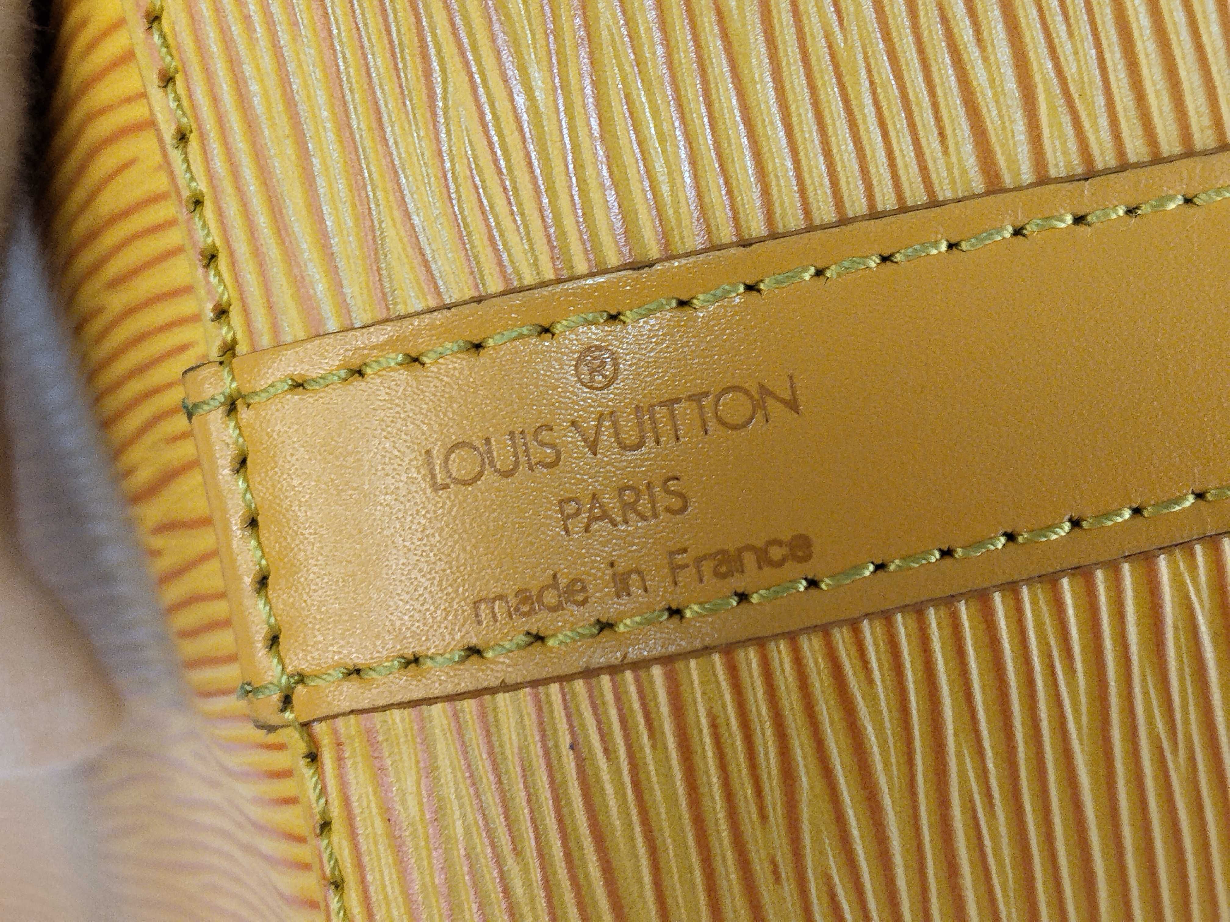 Epi M44109 Petit Noé Tassili Yellow Shoulder Bag — view 10