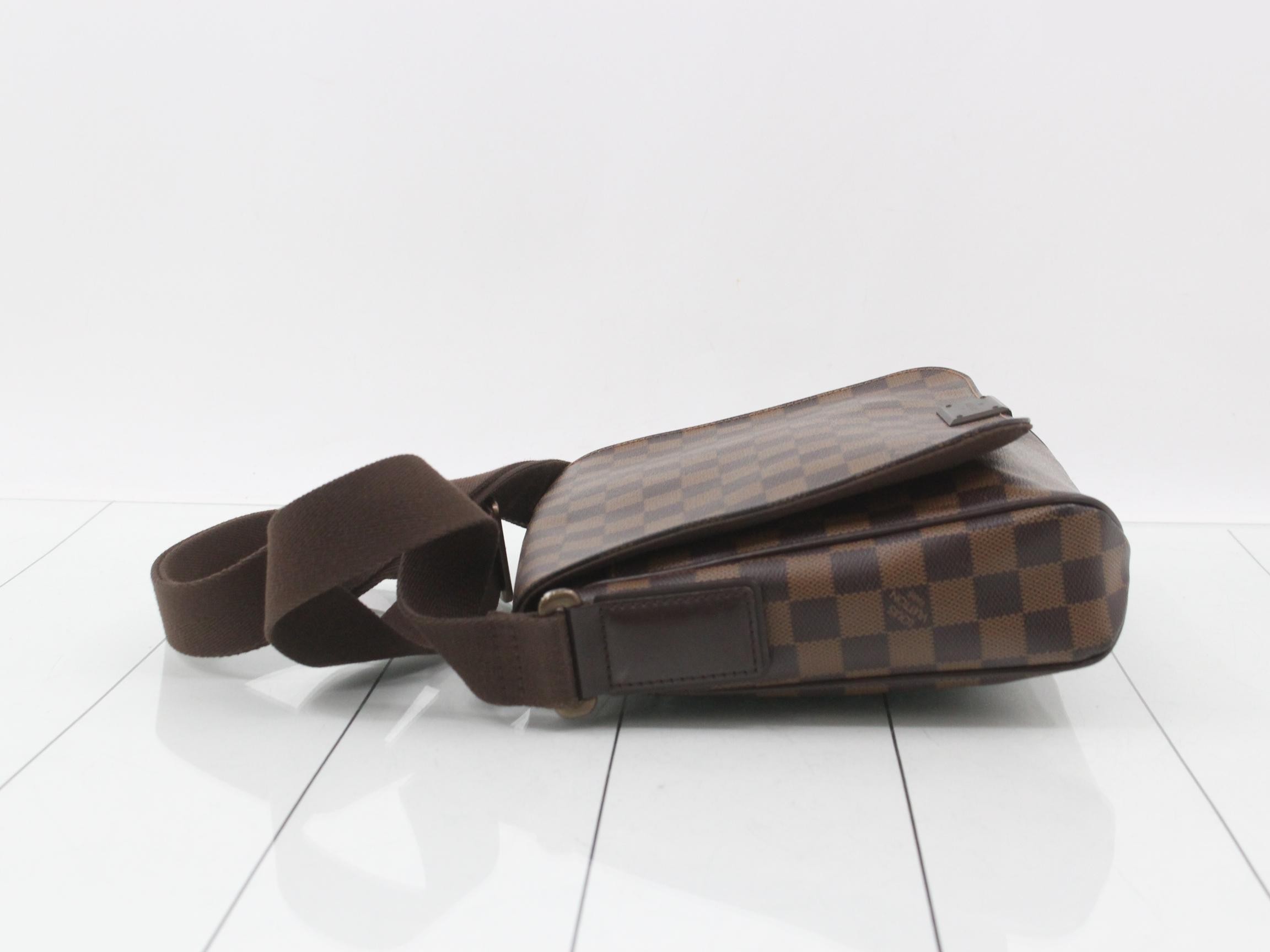District Damier Shoulder Bag — view 4