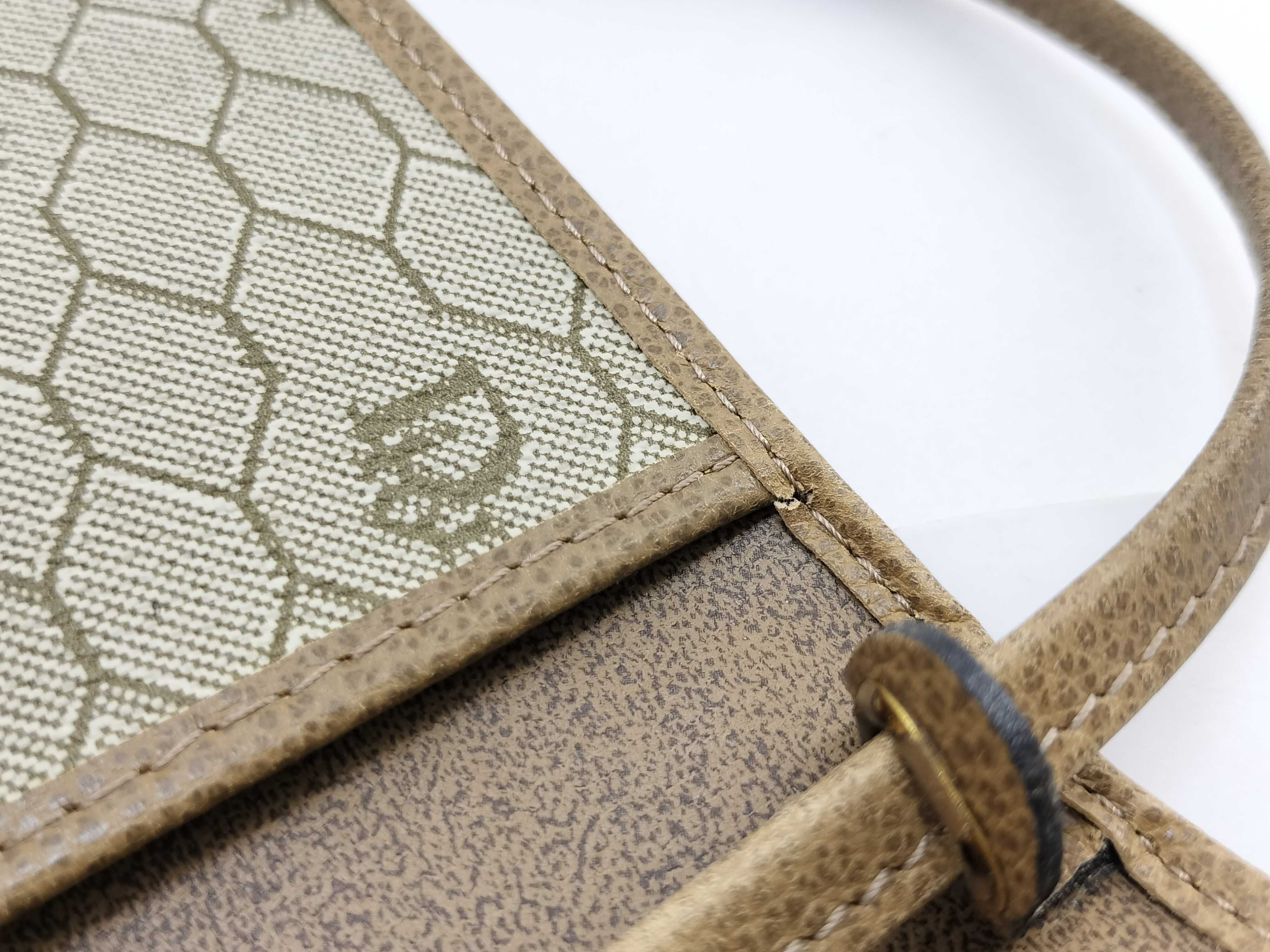 shoulder bag, honeycomb pattern, beige. — view 15