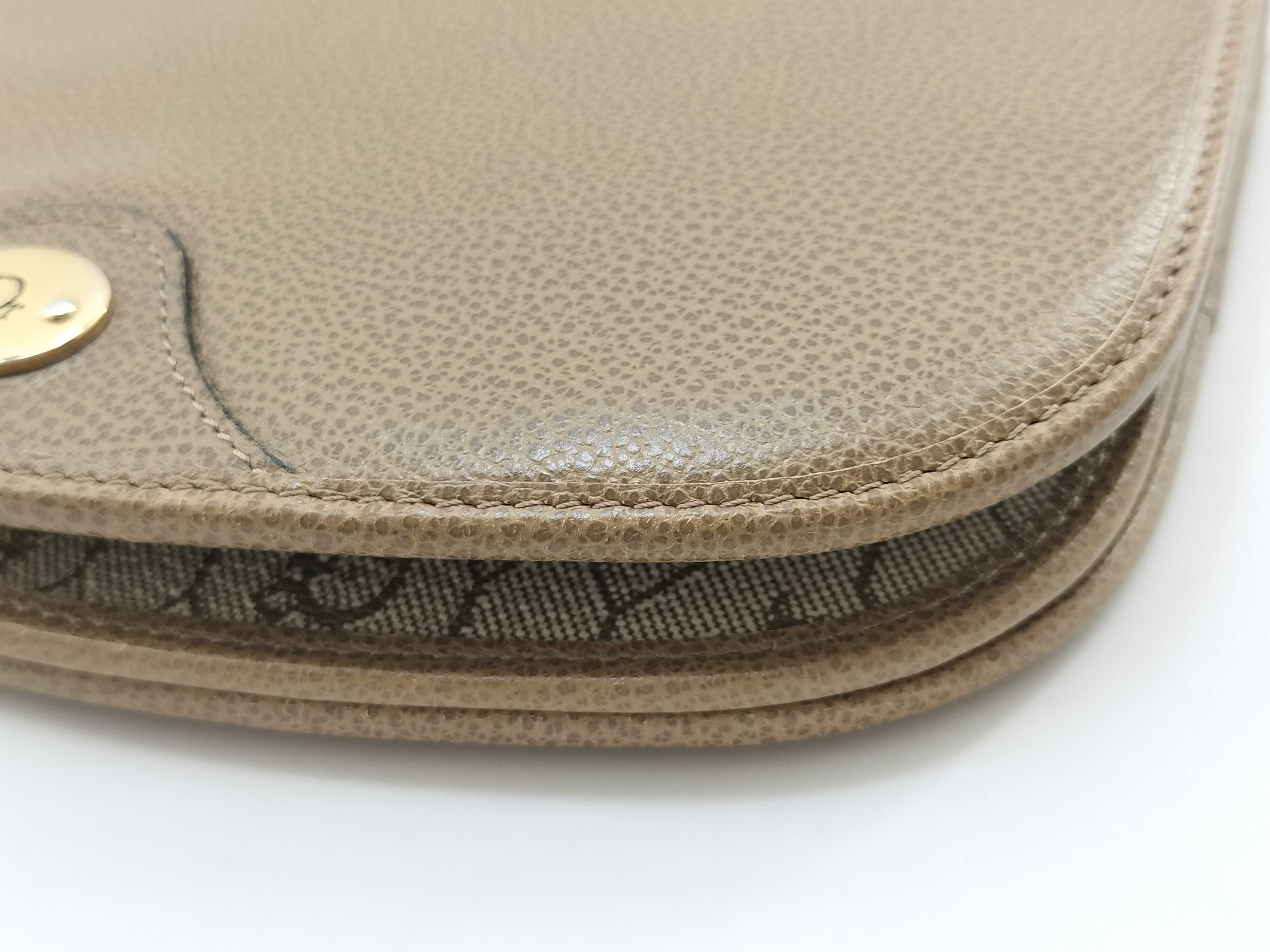 shoulder bag, honeycomb pattern, beige. — view 4
