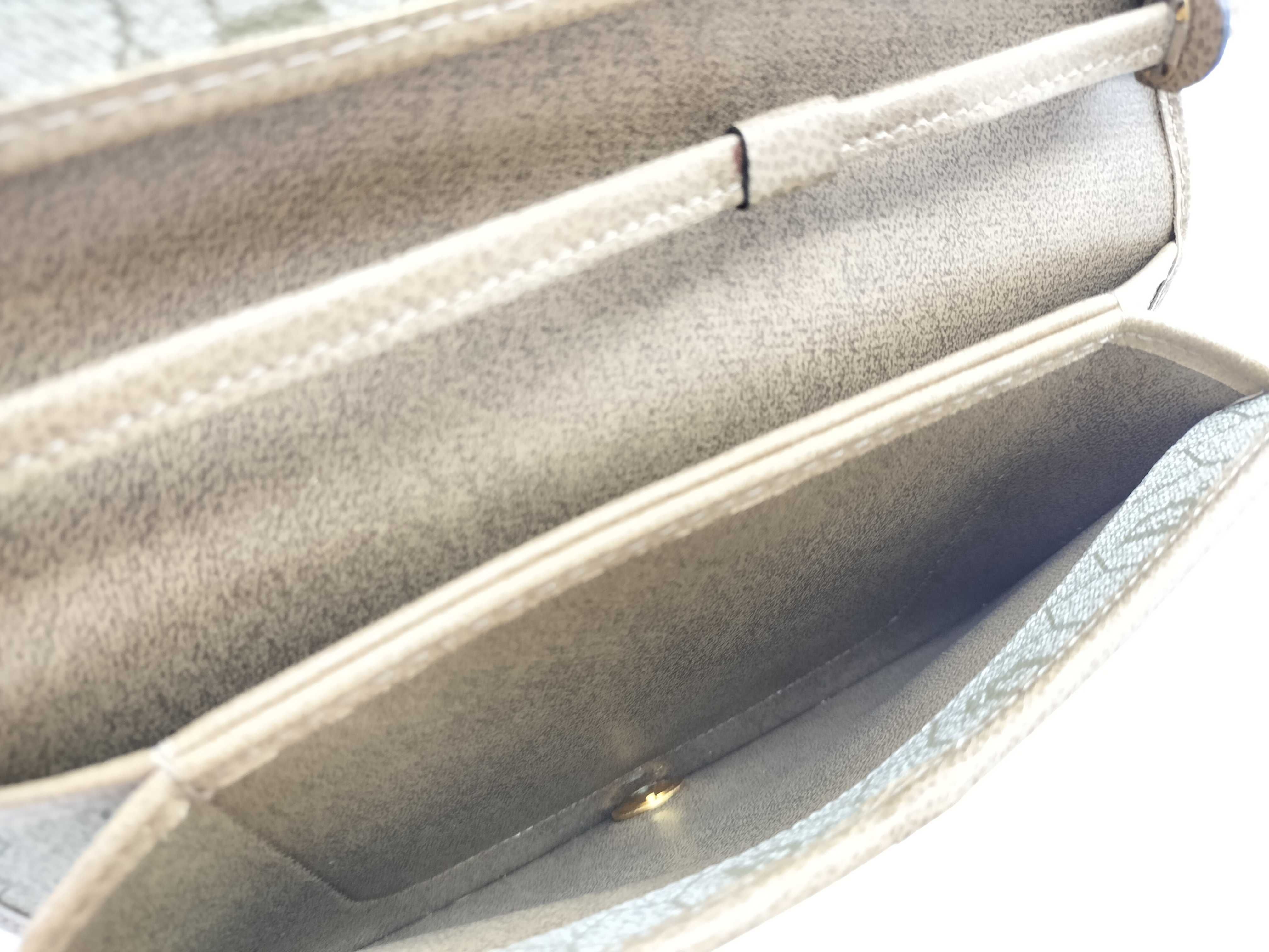 shoulder bag, honeycomb pattern, beige. — view 10