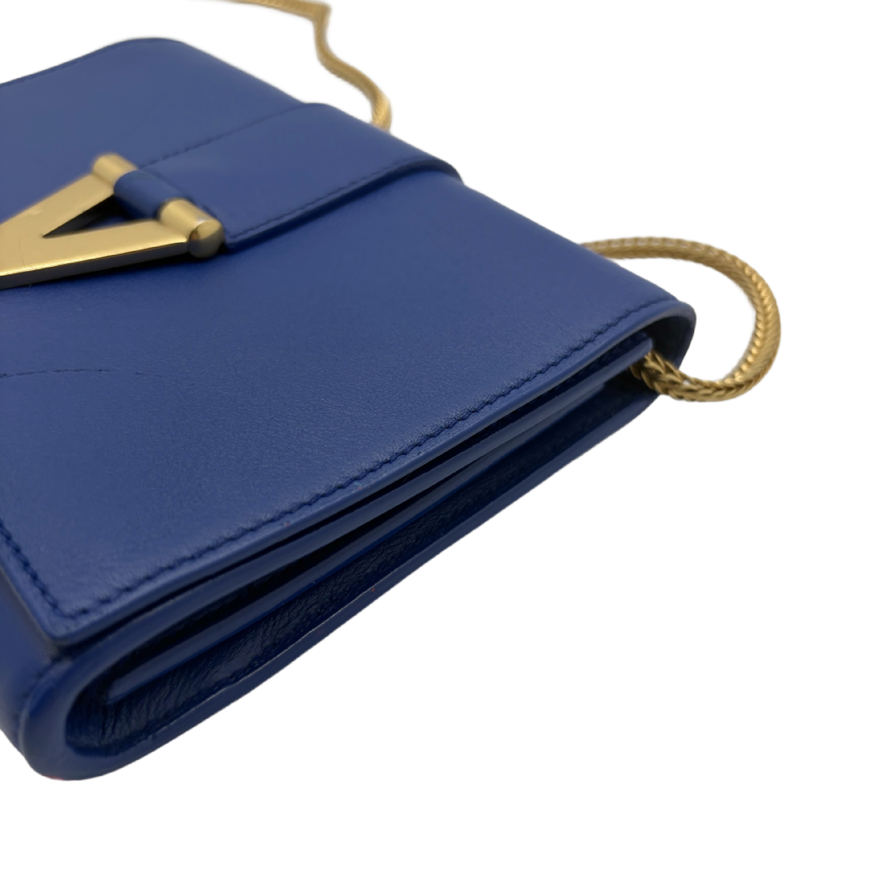 Classic Y Crossbody Bag Shoulder Bag — view 6