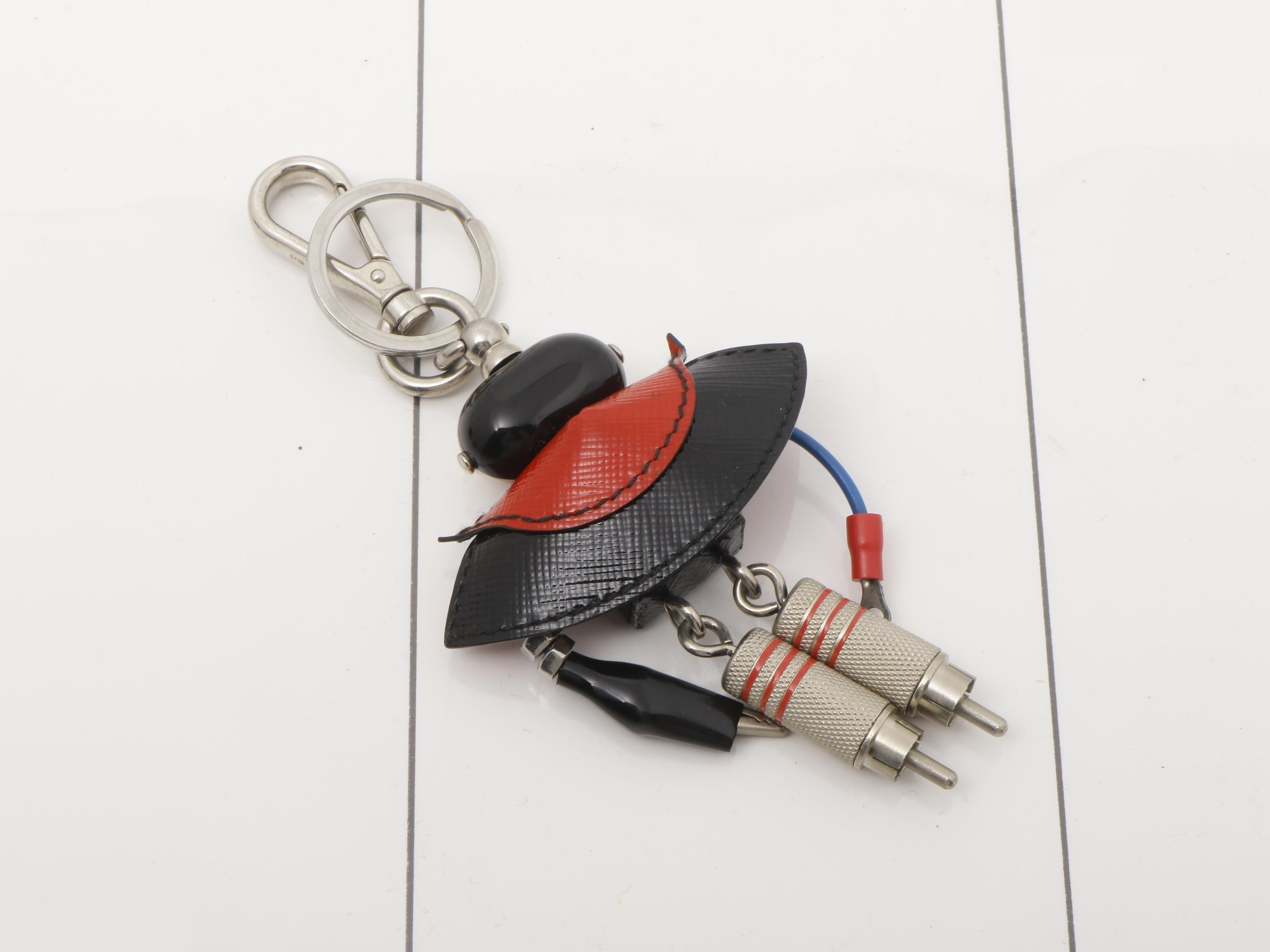 Other items: Small accessories, phone straps, keychains — view 2