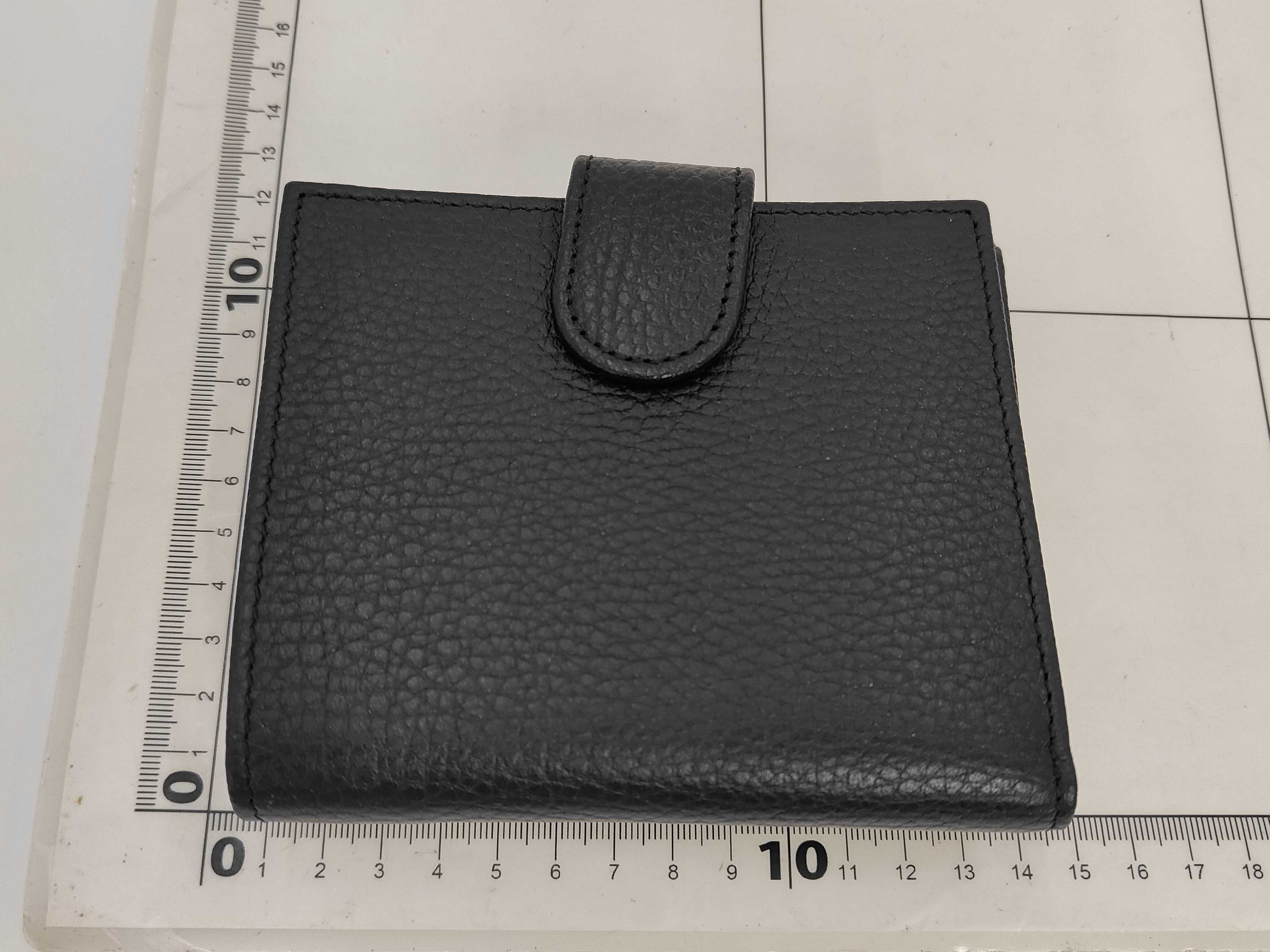 SLG GG INTERLOCKING COMPACT WALLET BLACK — view 2