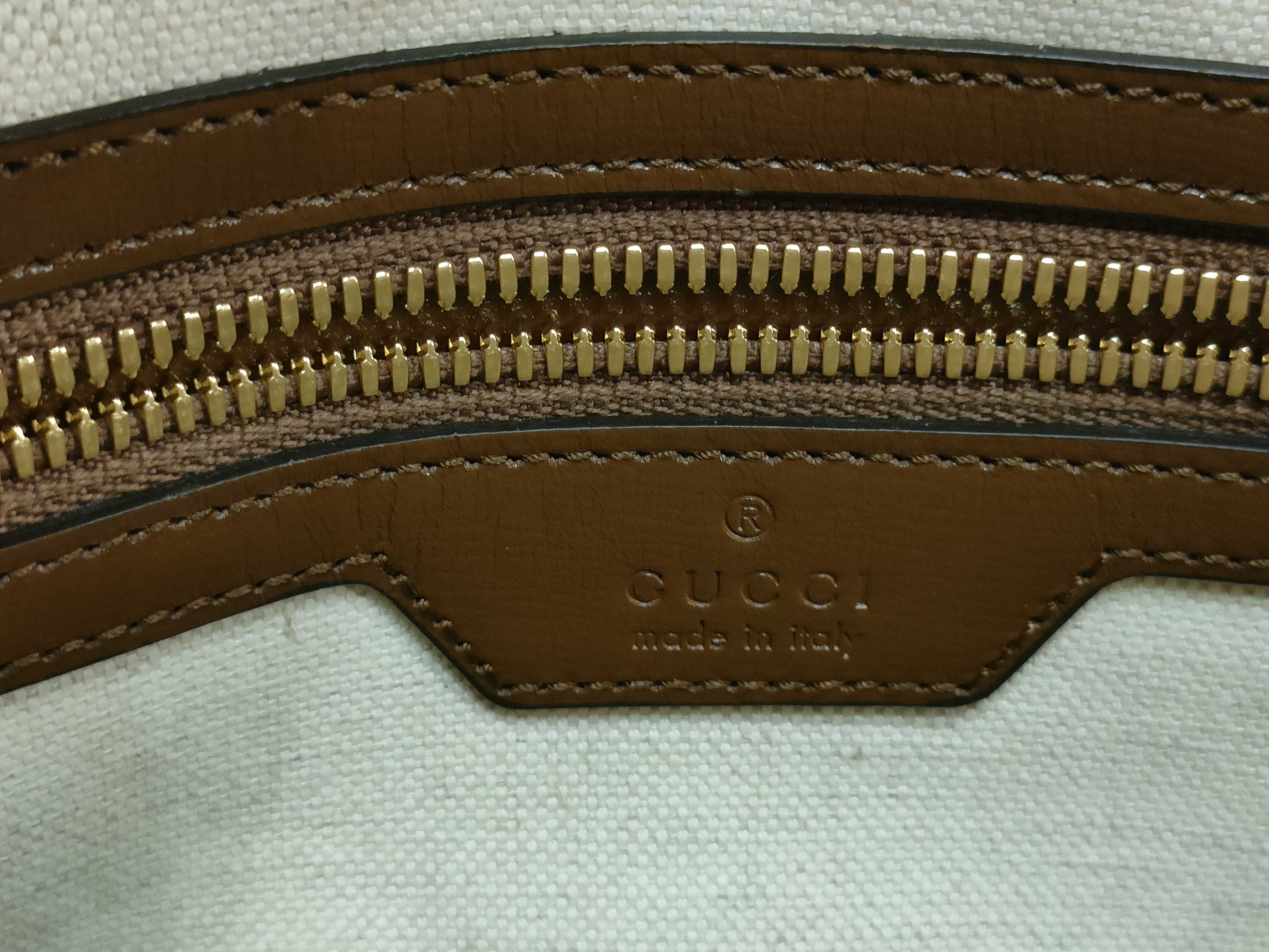 GG Supreme Shoulder Bag 675891 (Brown) with Bag — view 15