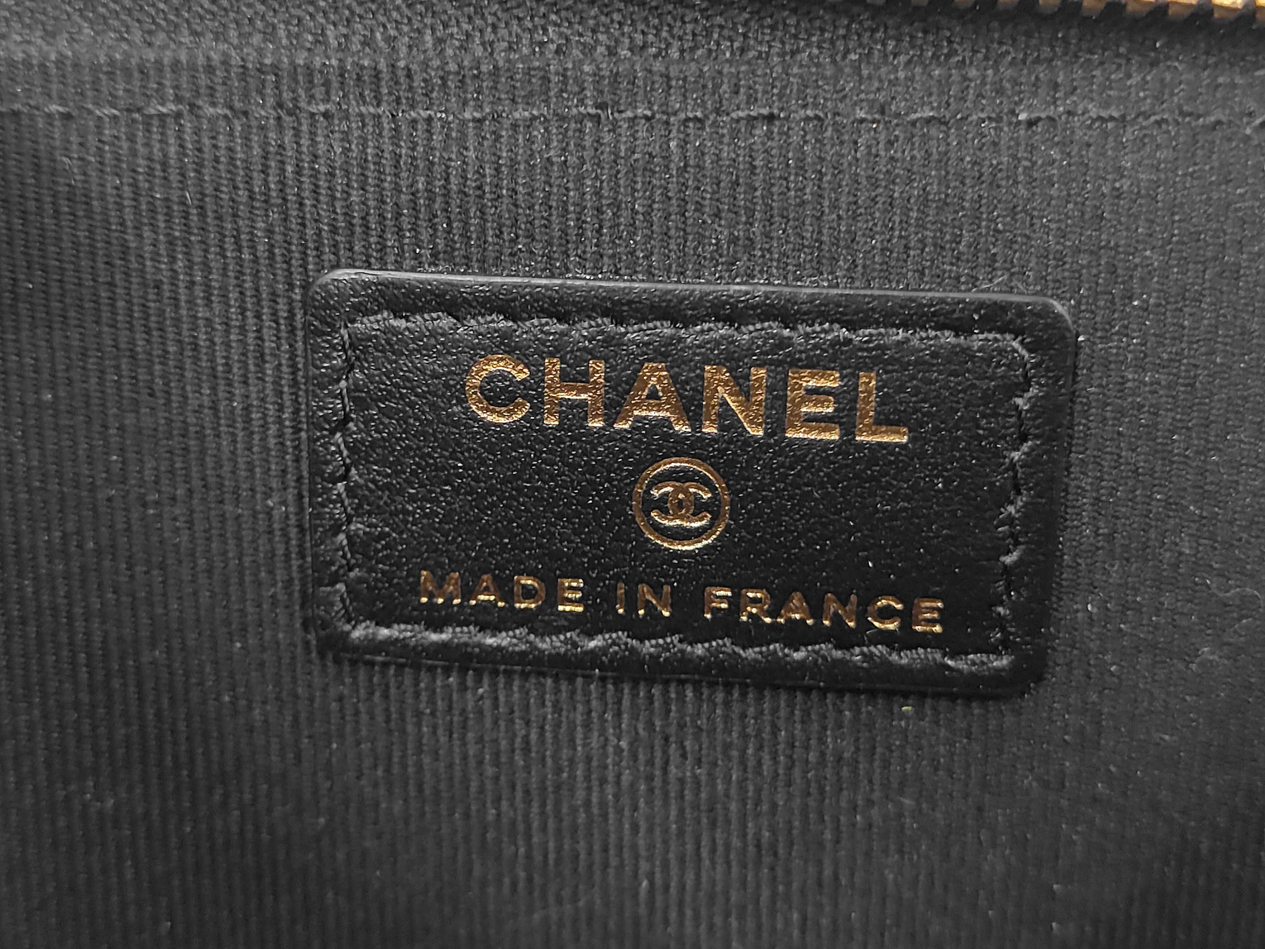 Black Caviar Leather Coco Mark Matelassé Card Case — view 7