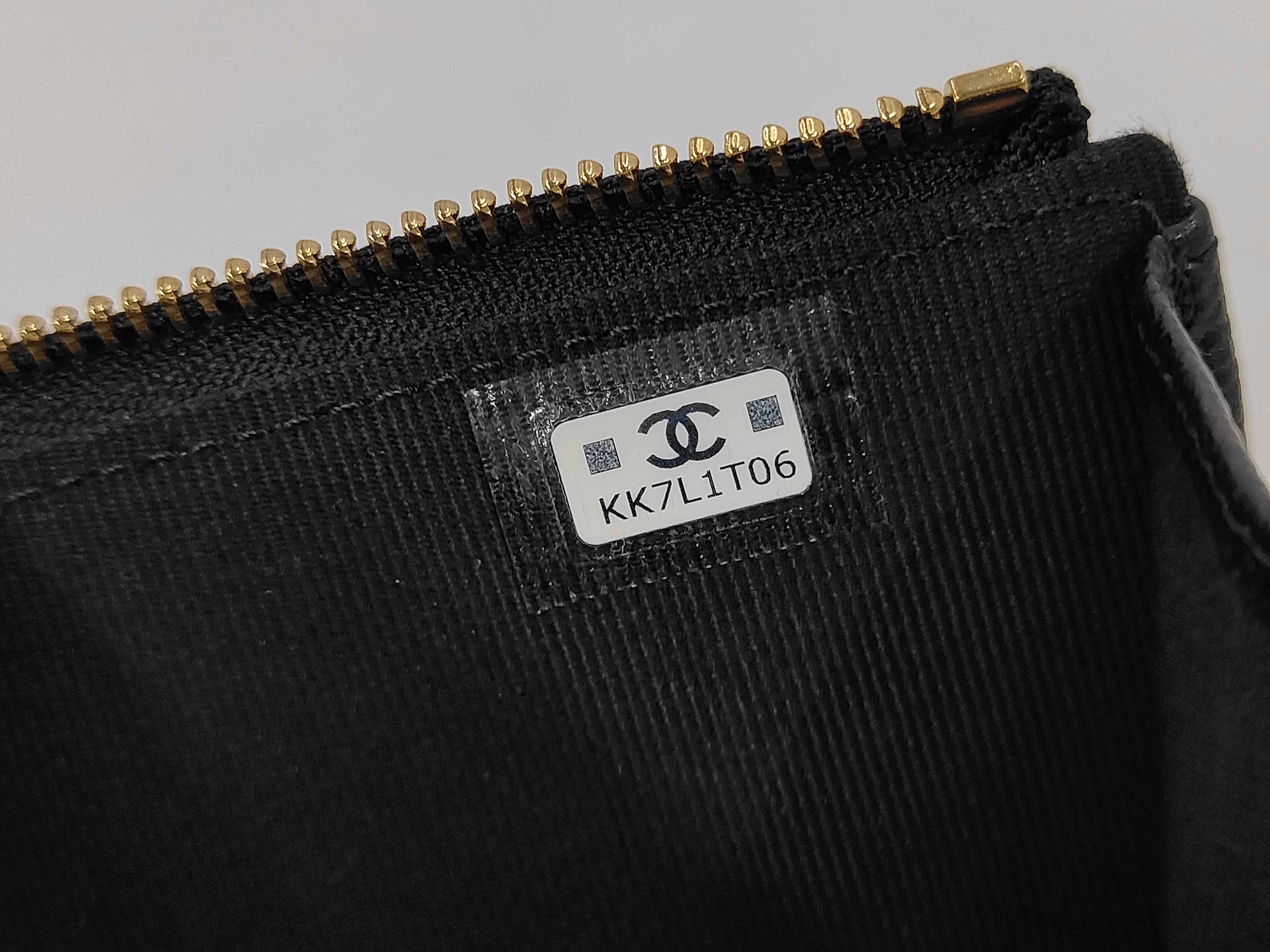 Black Caviar Leather Coco Mark Matelassé Card Case — view 8