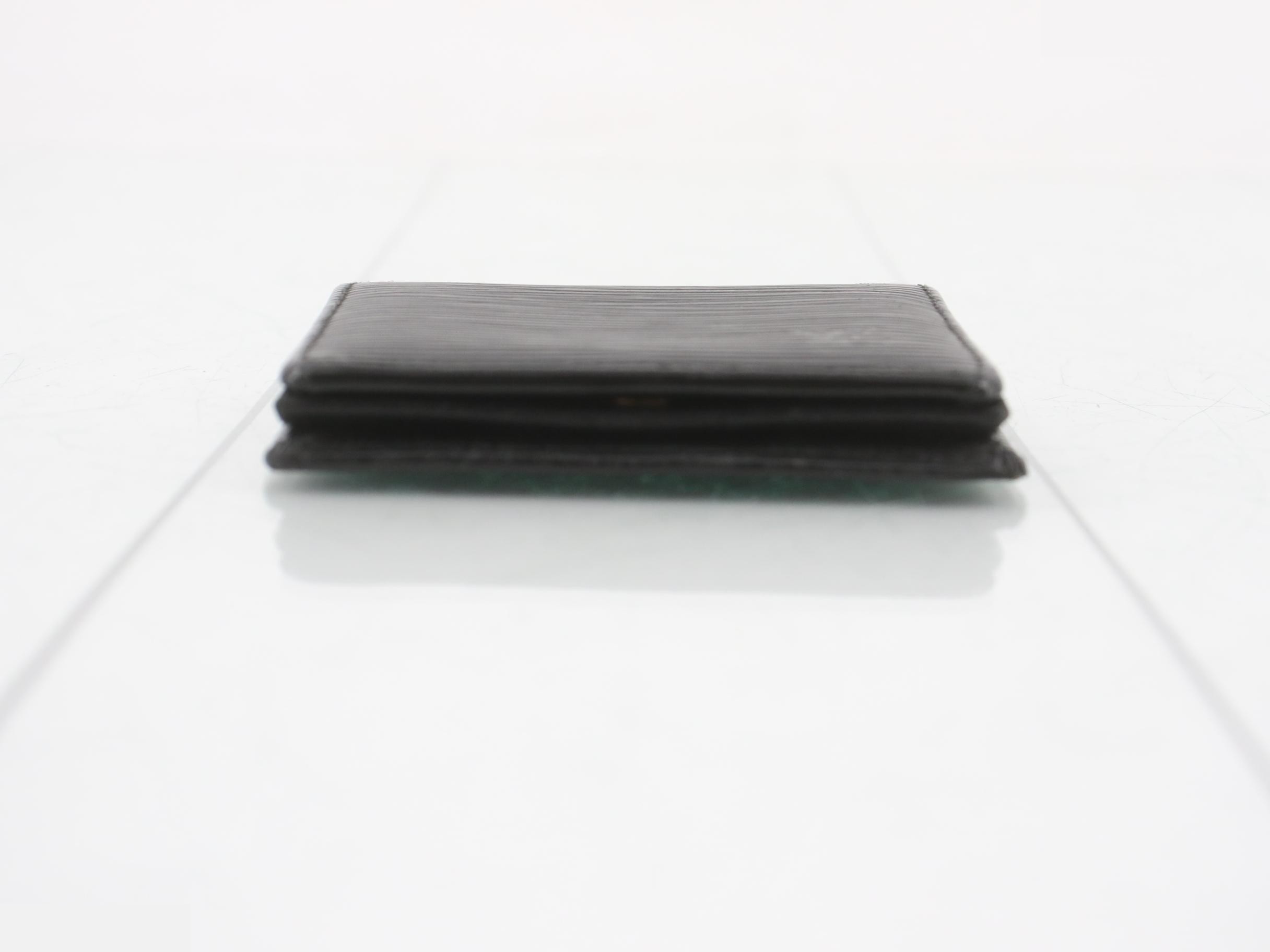 Epi coin case — view 3