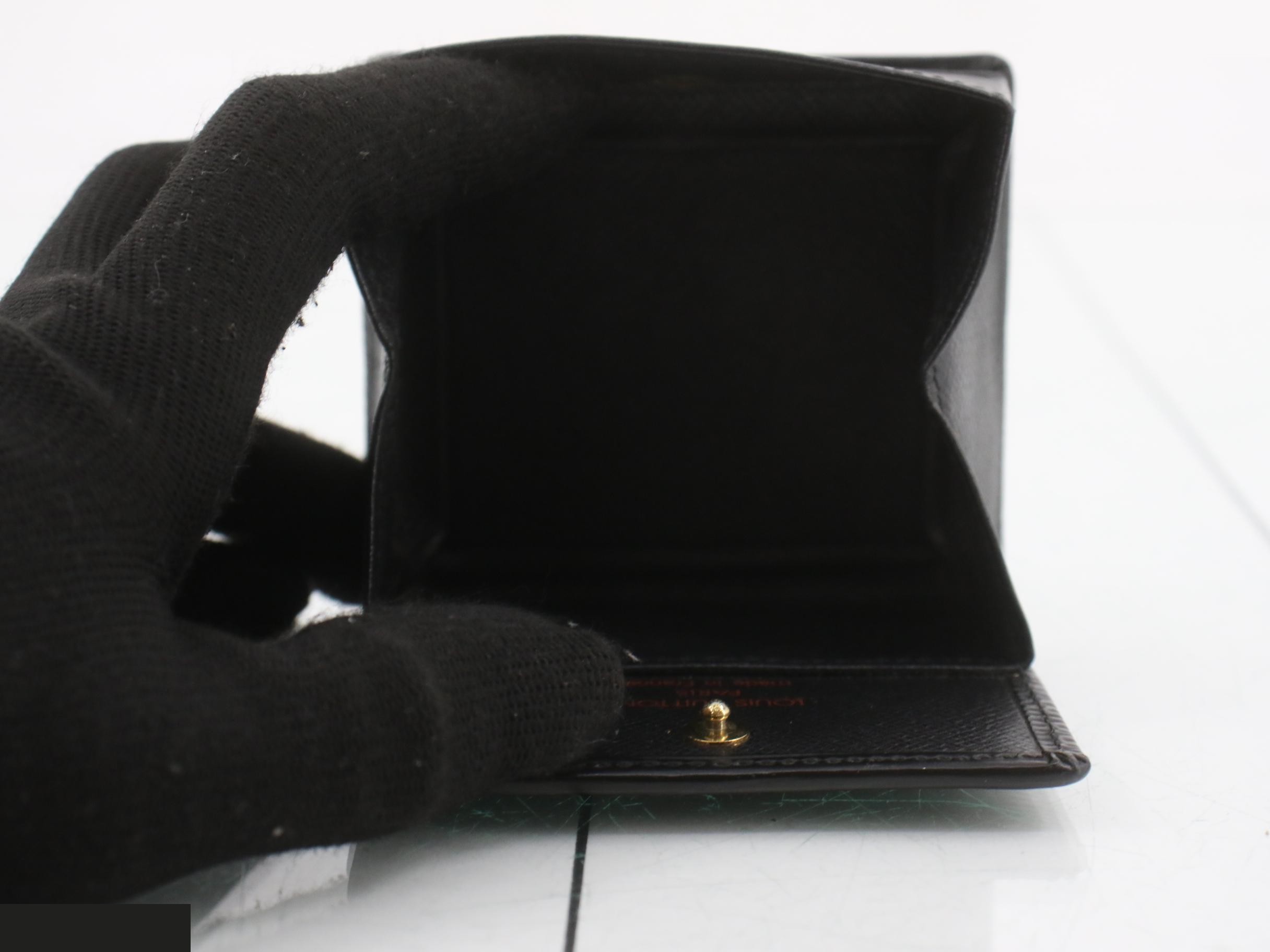 Epi coin case — view 4