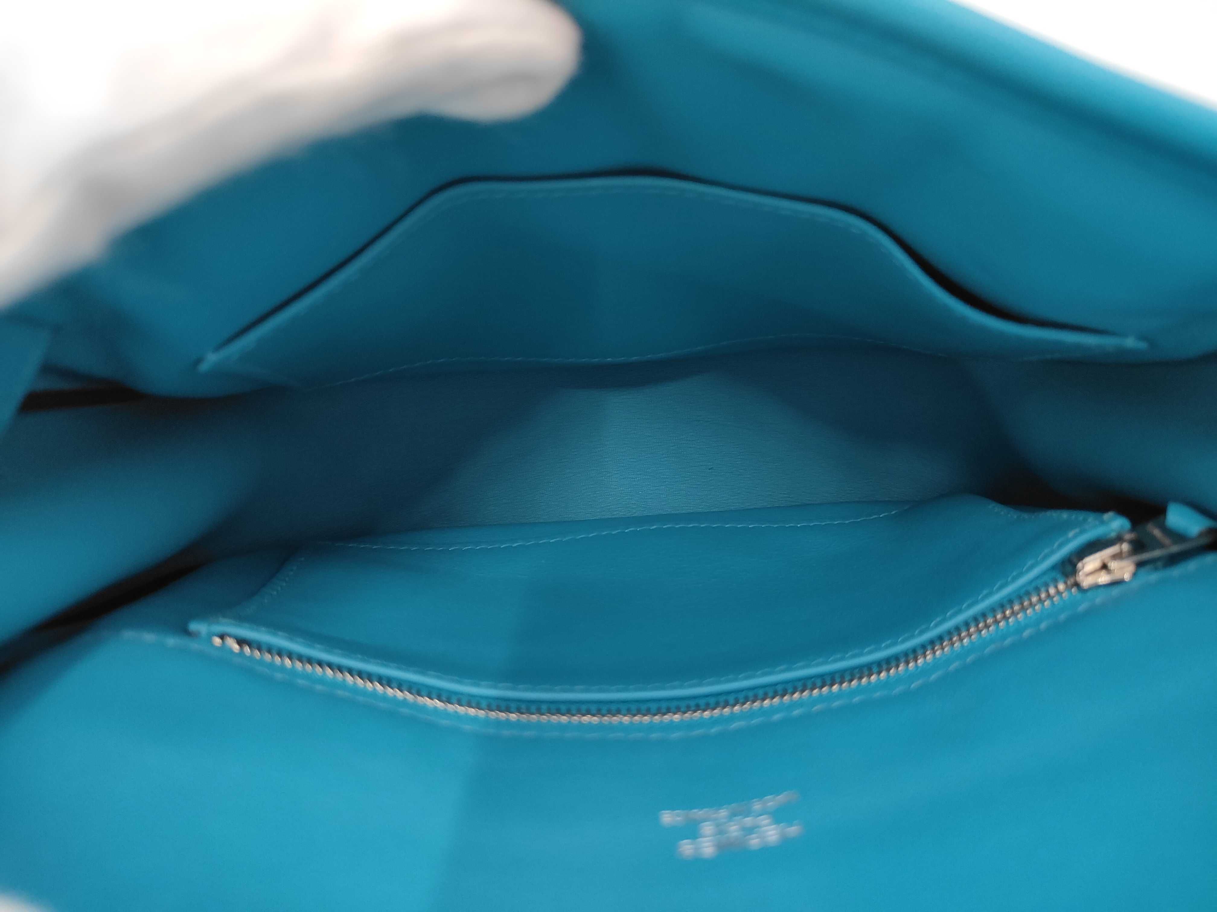 Shoulder Bag, Berlin Mini, Turquoise, Veau Swift Leather, R, Silver Hardware, Shoulder Bag — view 9