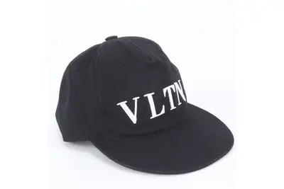 Tag attached VLTN logo embroidered baseball cap size 58 hat