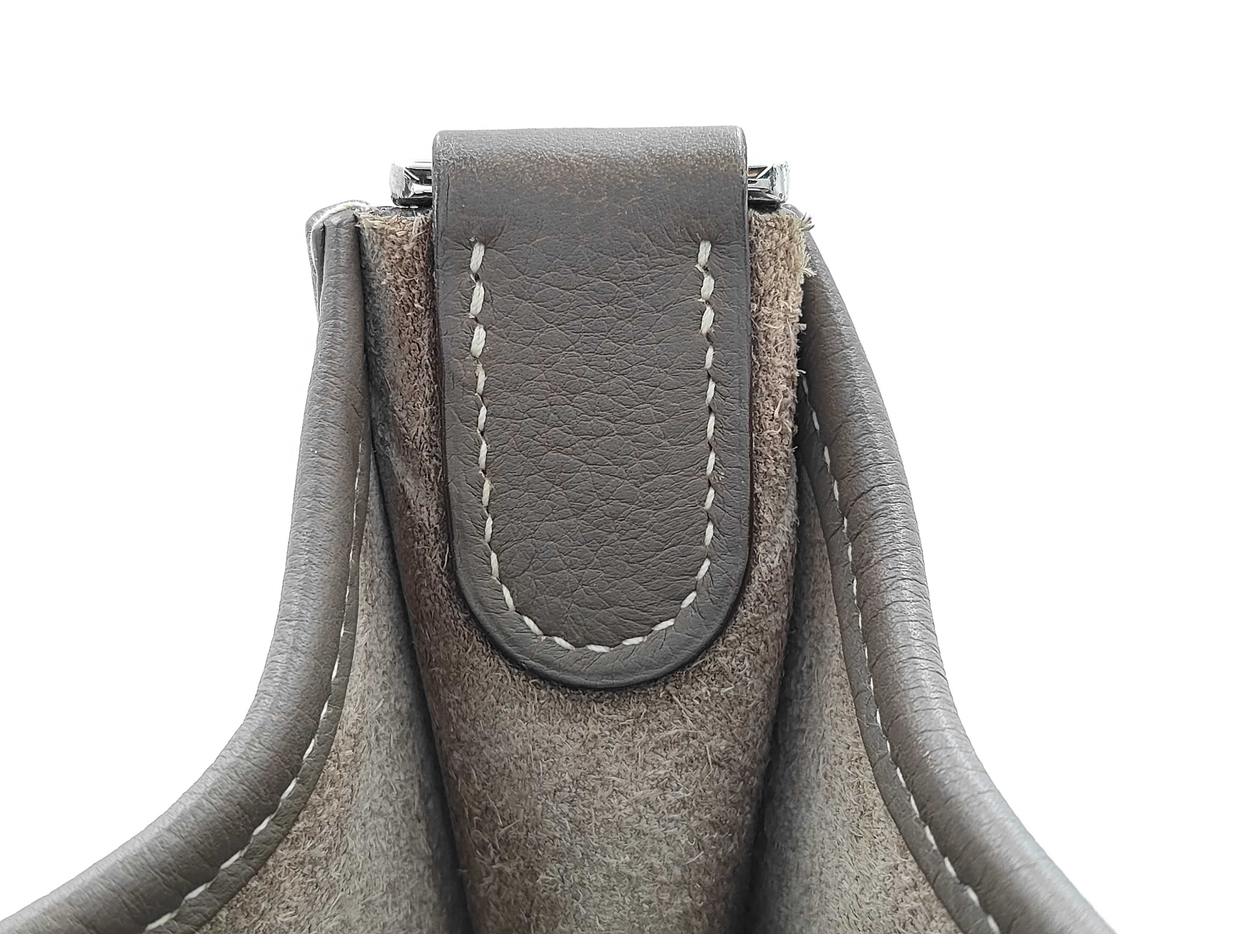 Evelyne PM3 Etoupe M Shoulder Bag — view 4