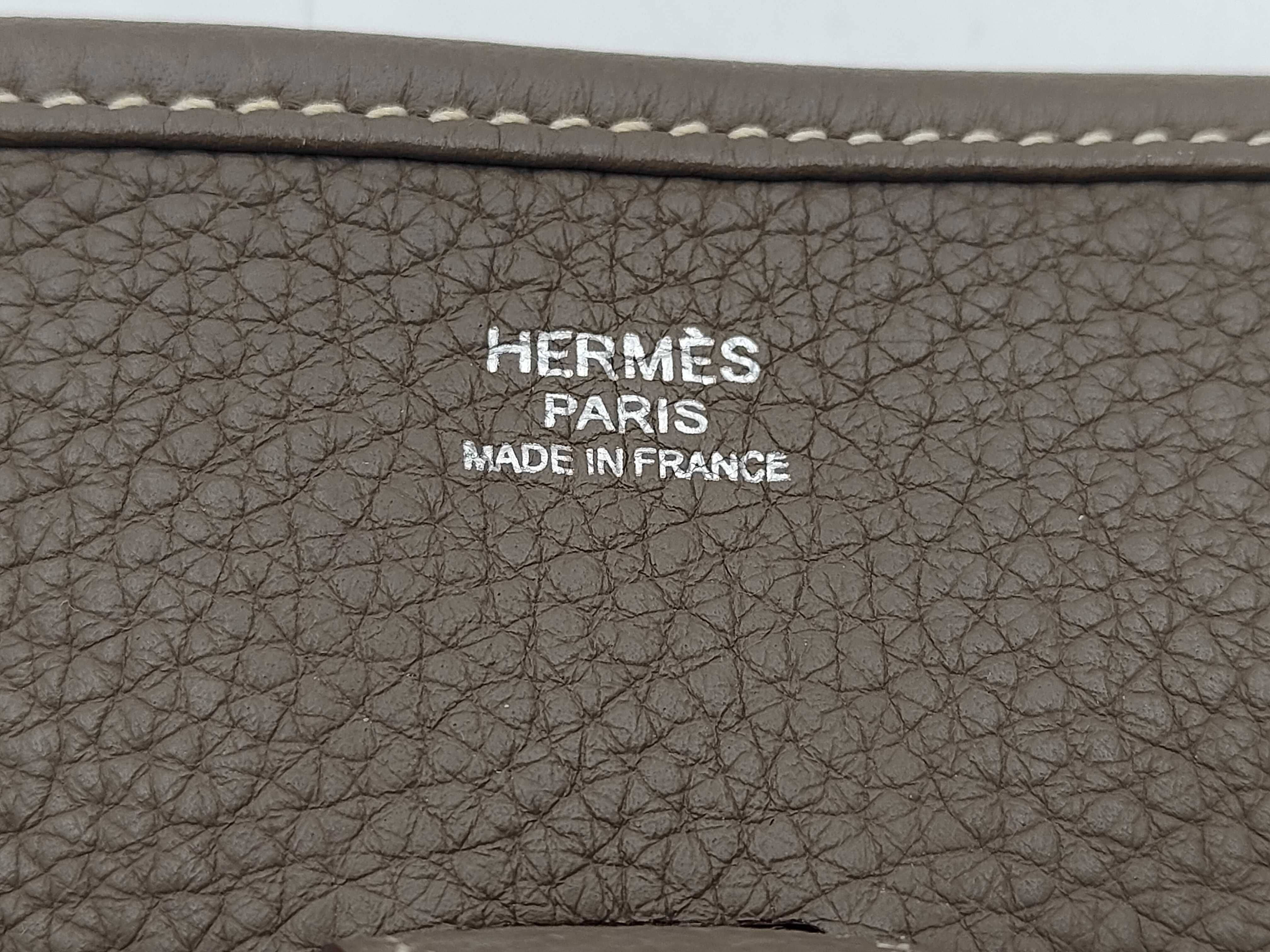 Evelyne PM3 Etoupe M Shoulder Bag — view 9