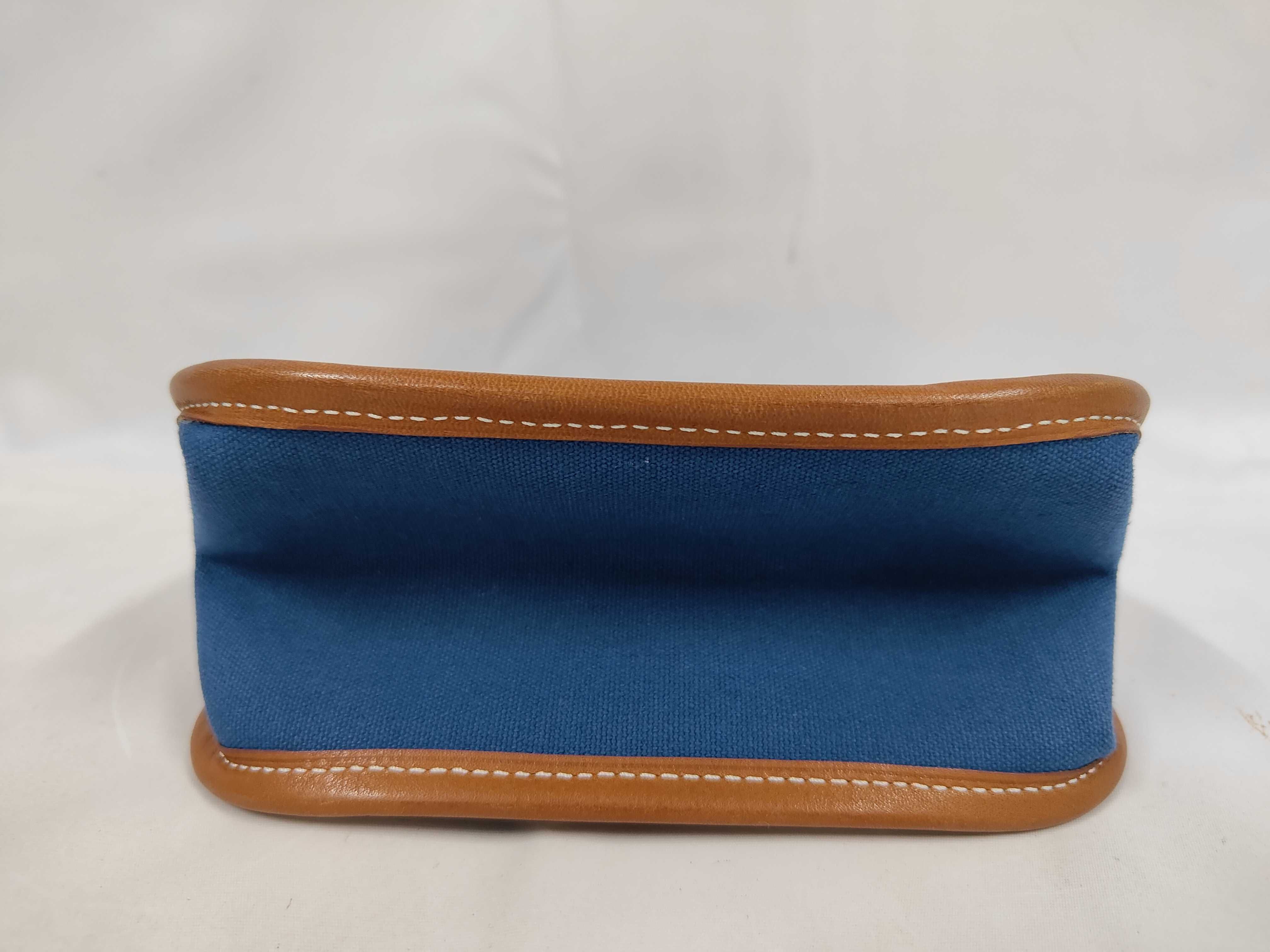 pouch — view 4